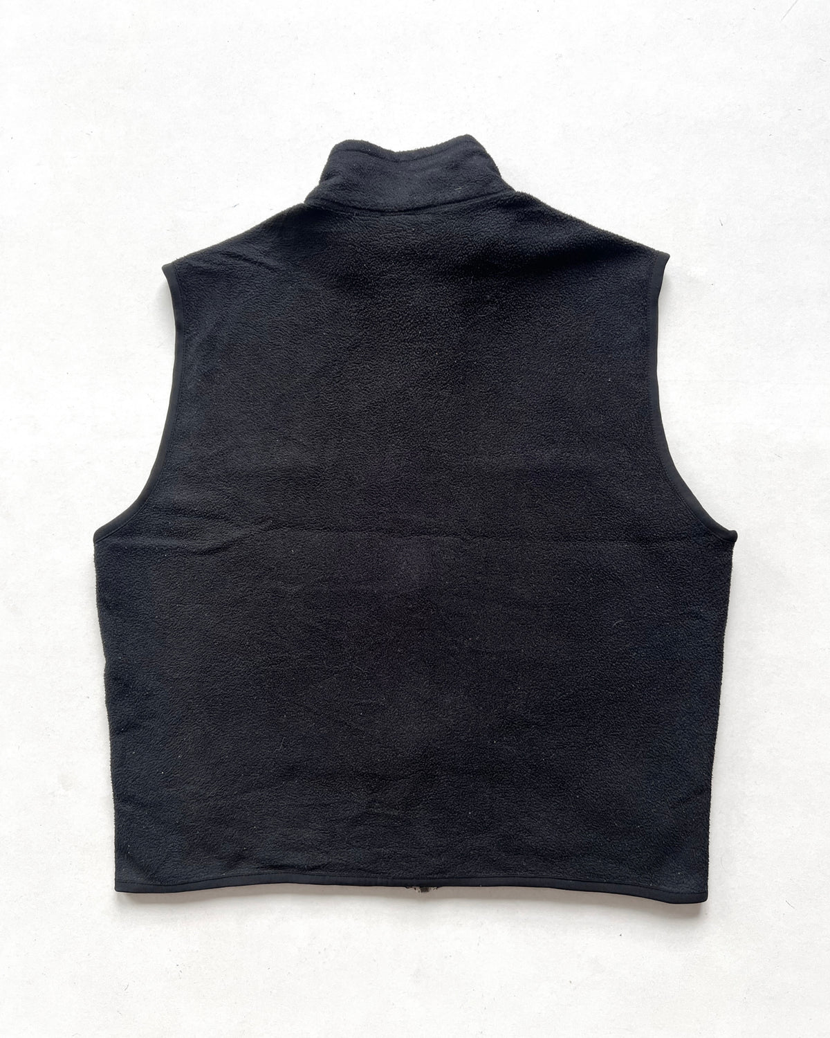 1990S PATAGONIA BLACK SYNCHILLA FLEECE VEST (L)