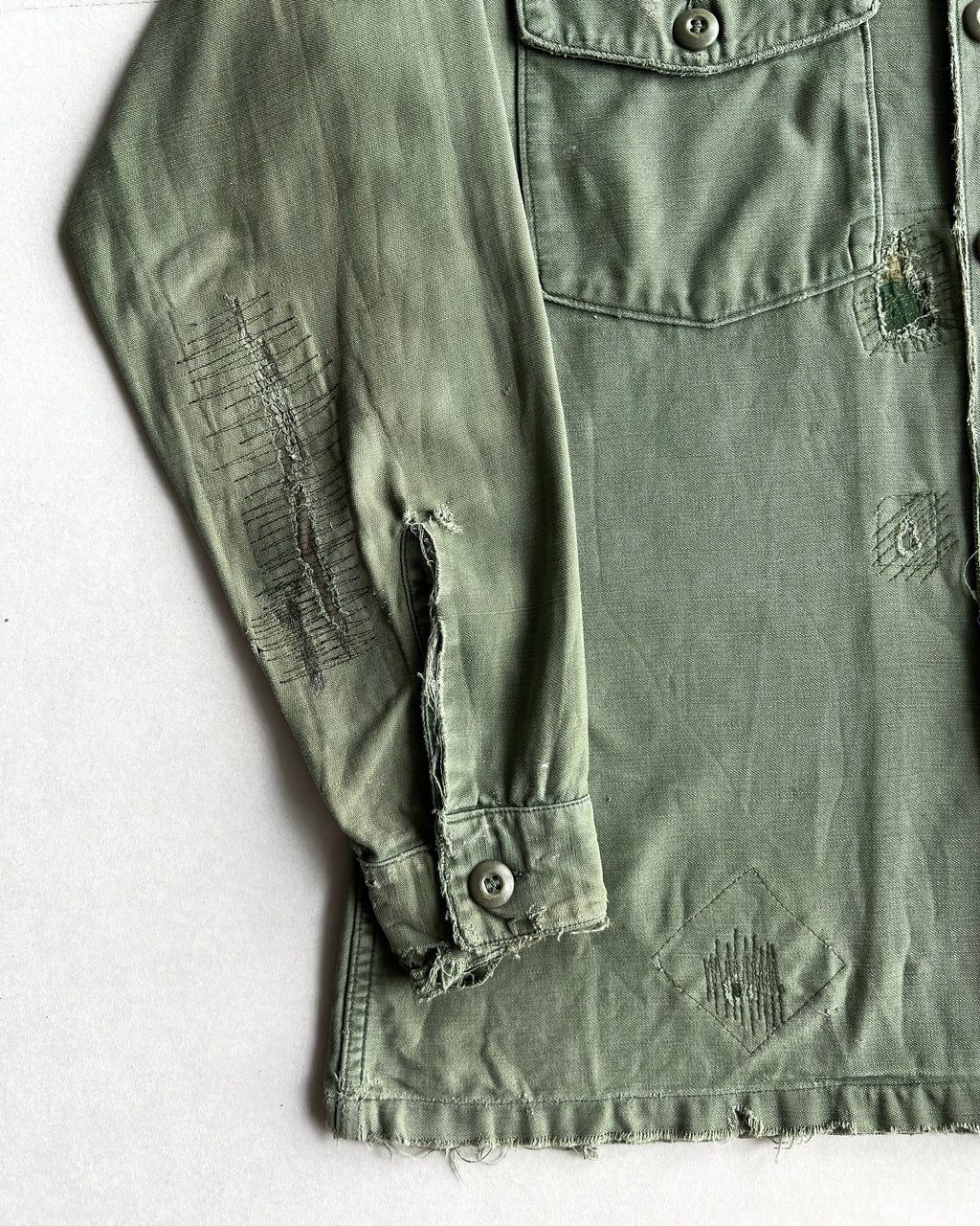1960S US ARMY OG-107 3RD PATTERN REPAIRED SHIRT (L)