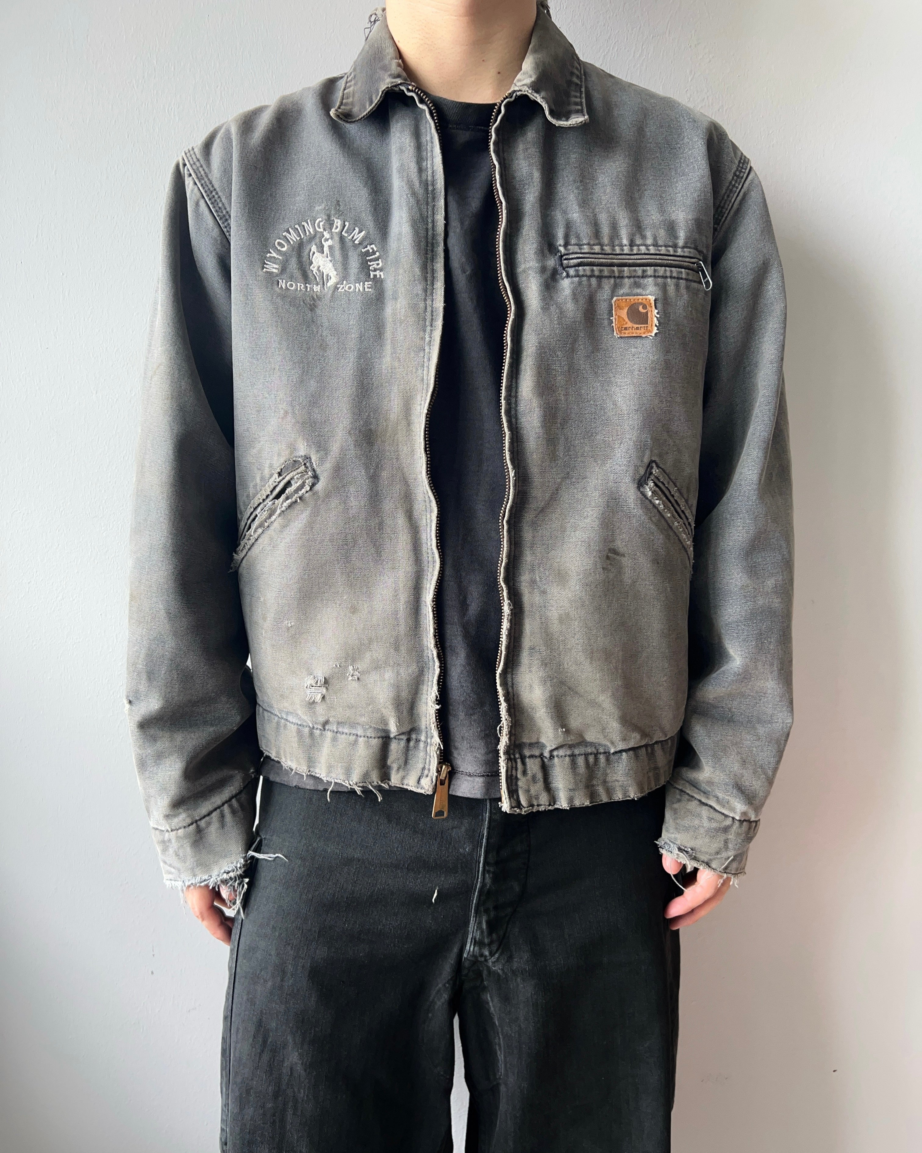 2000S CARHARTT 'WYOMING BLM FIRE NORTH ZONE' DETROIT JACKET (L)