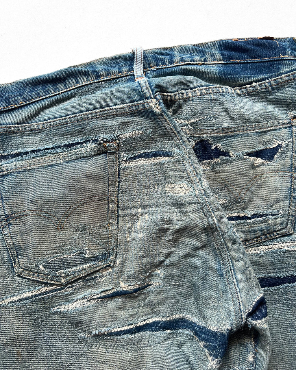 1970S LEVI'S 501 BIG E REPAIRED SELVEDGE JEANS (35)