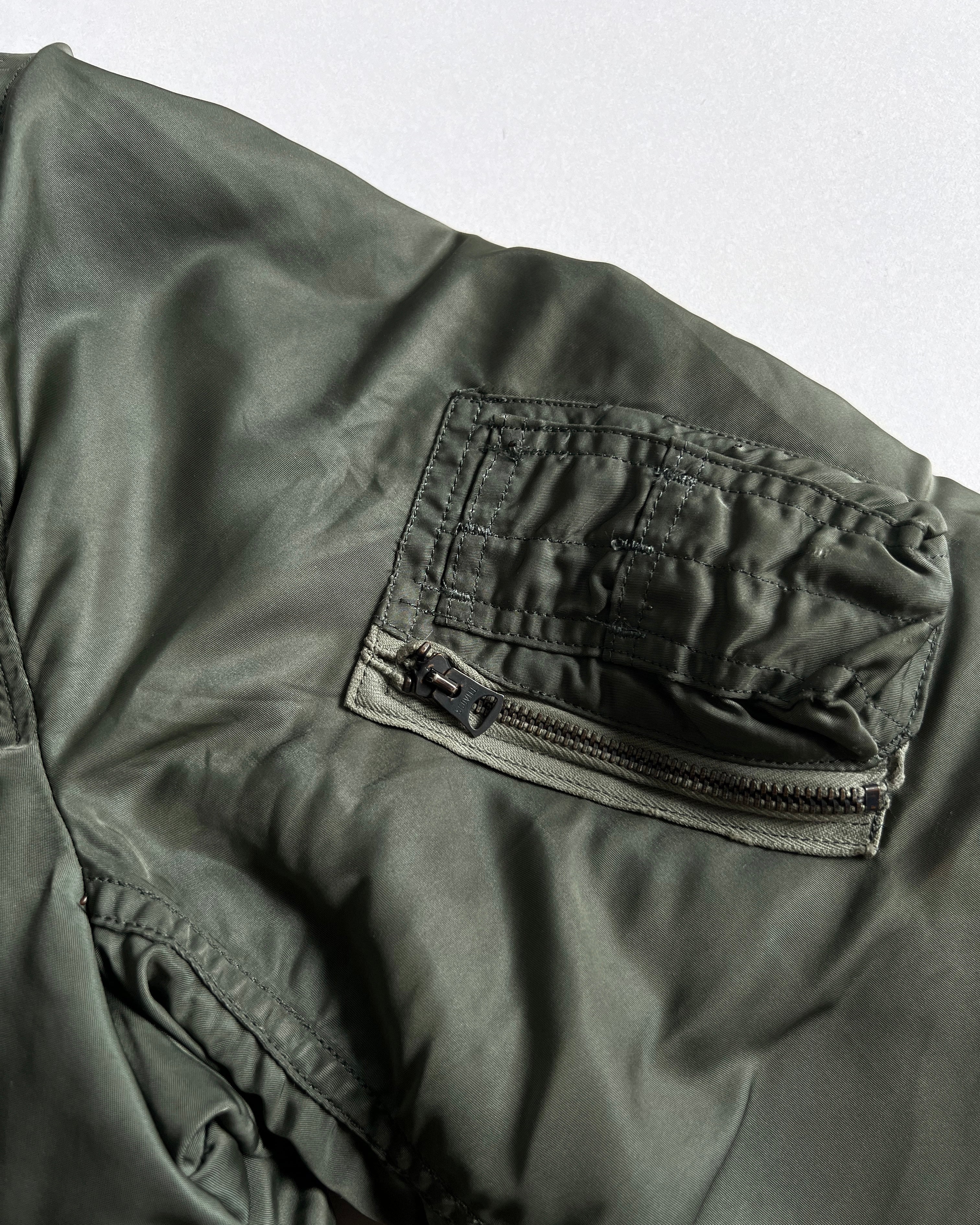 1960S ALPHA INDUSTRIES USAF MA-1 FLIGHT JACKET (XL)