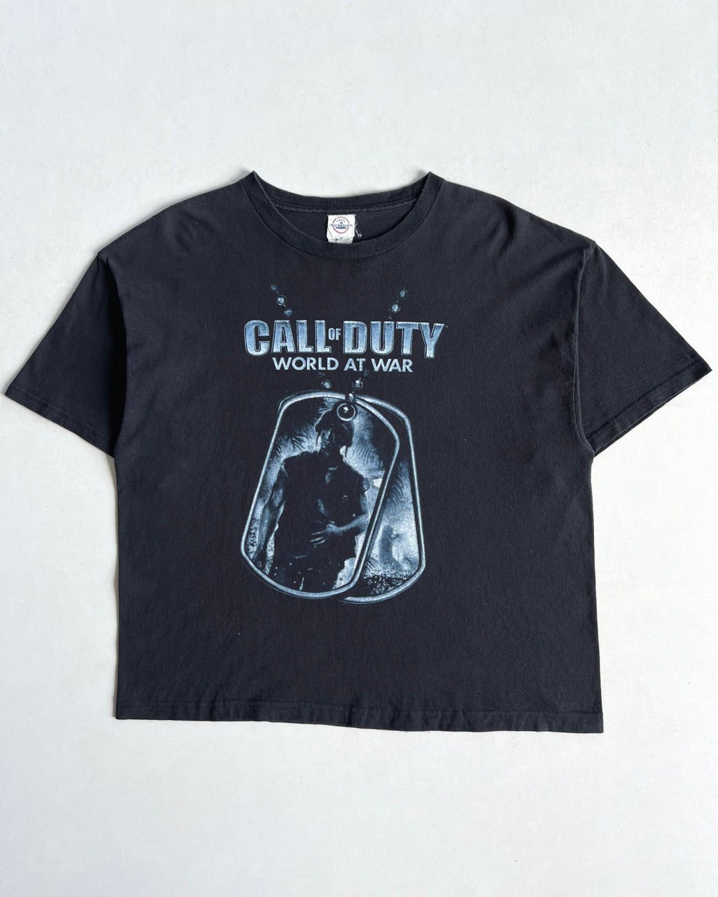 2000S CALL OF DUTY 'WORLD AT WAR' TEE (XL)