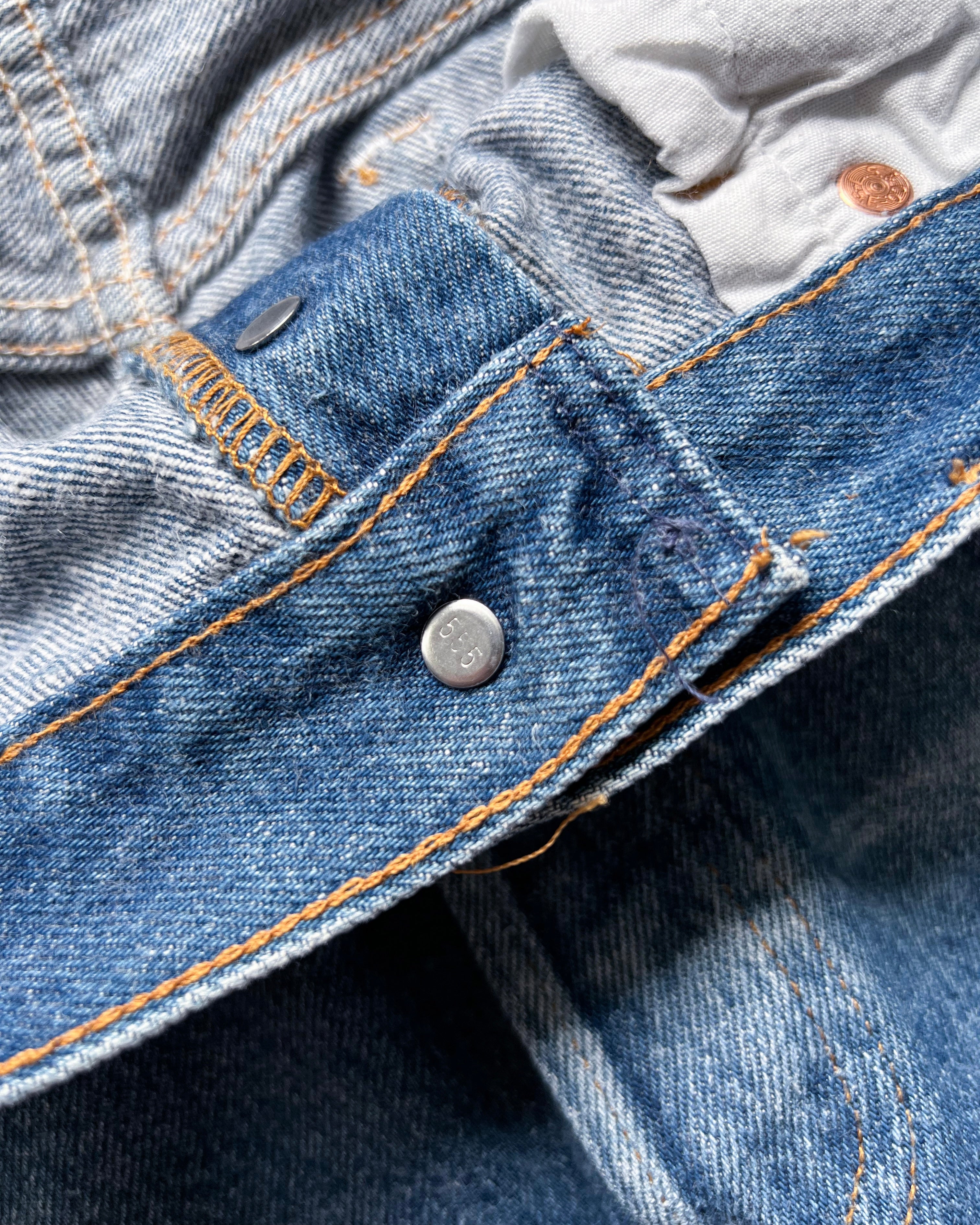1990S FADED LEVI'S 501 WHISKERS JEANS (34)
