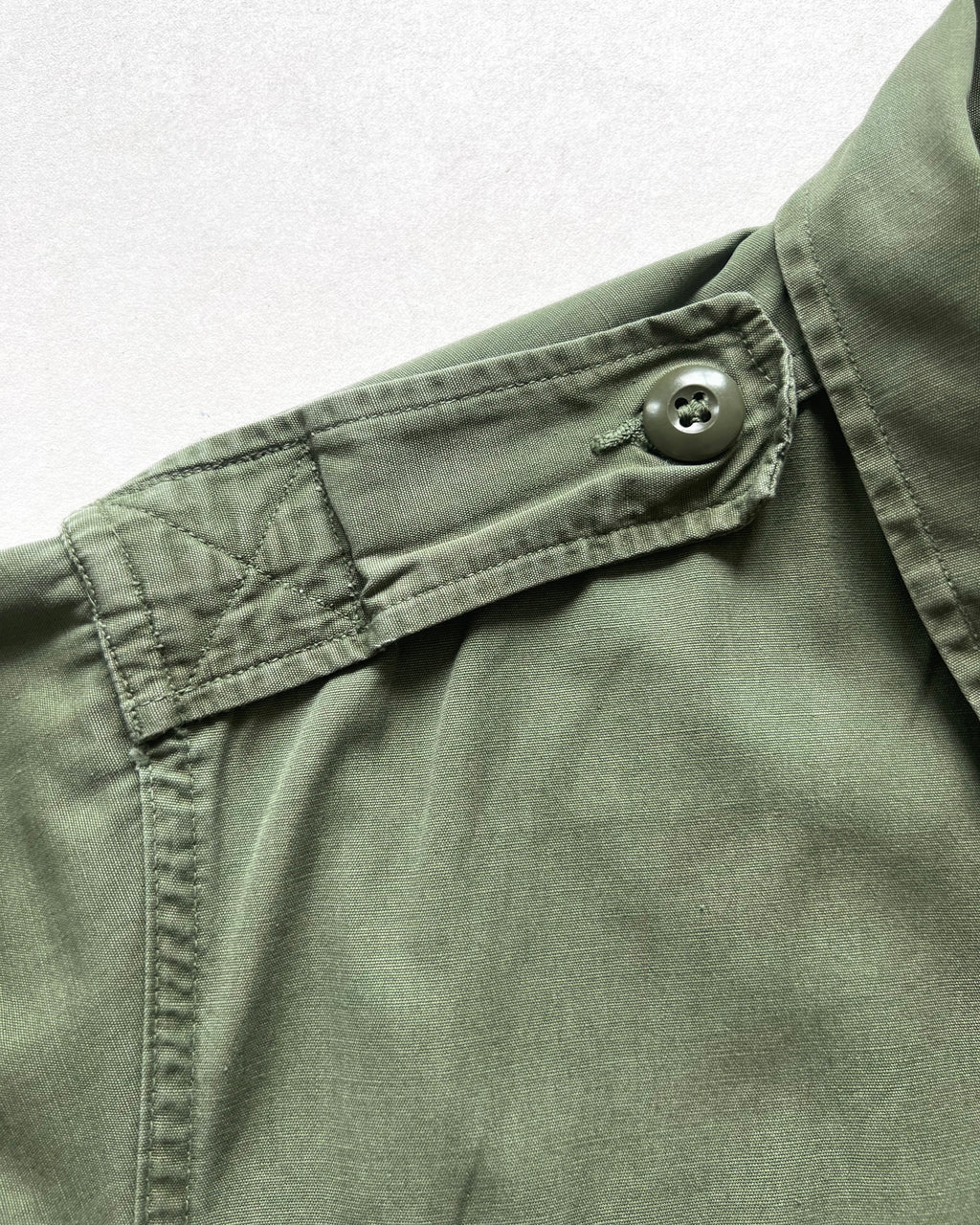 1960S US ARMY 2ND PATTERN SLANT POCKET POPLIN JUNGLE JACKET (M)