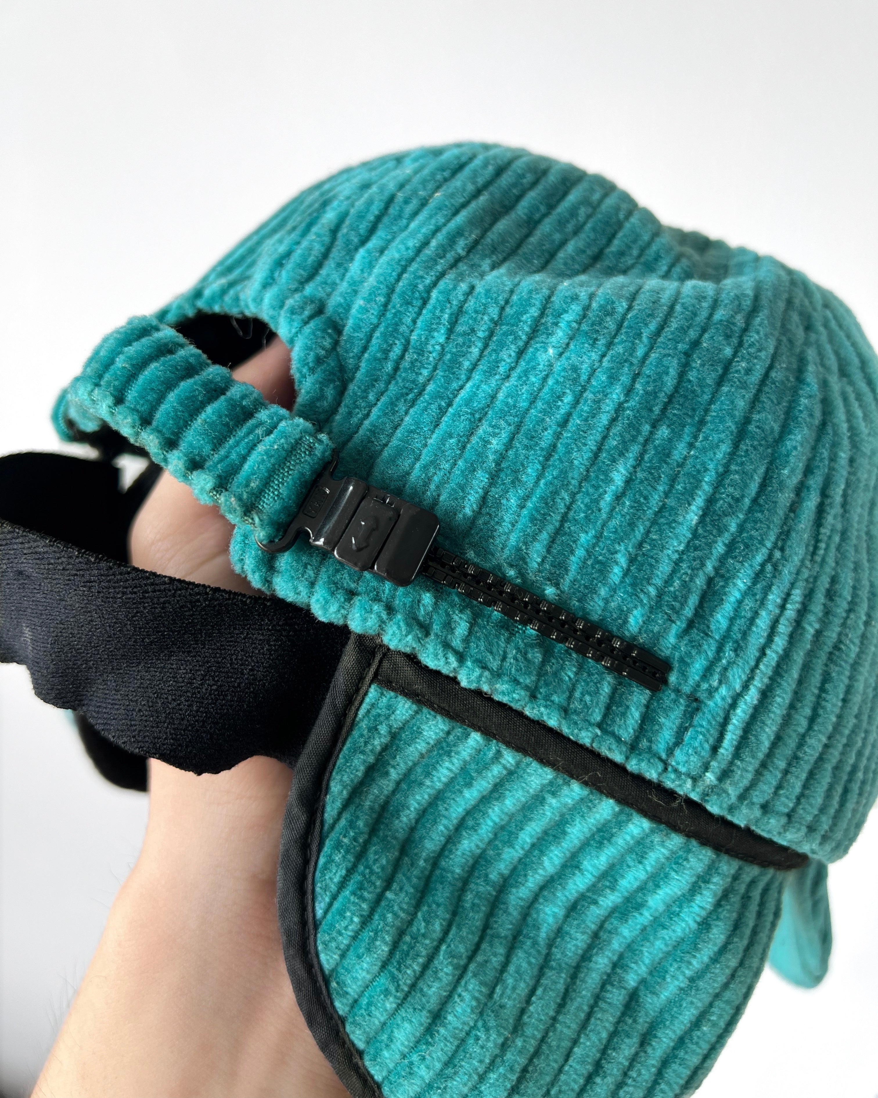 1990S ‘ROSSIGNOL’ CORDUROY RACING TRUCKER CAP (OS)