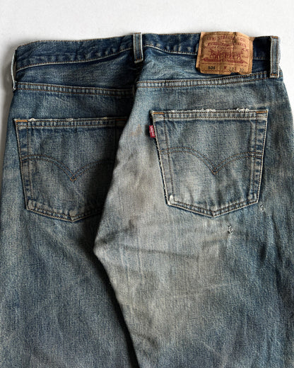 1990S FADED LEVI'S 501 REPAIRED JEANS (32)