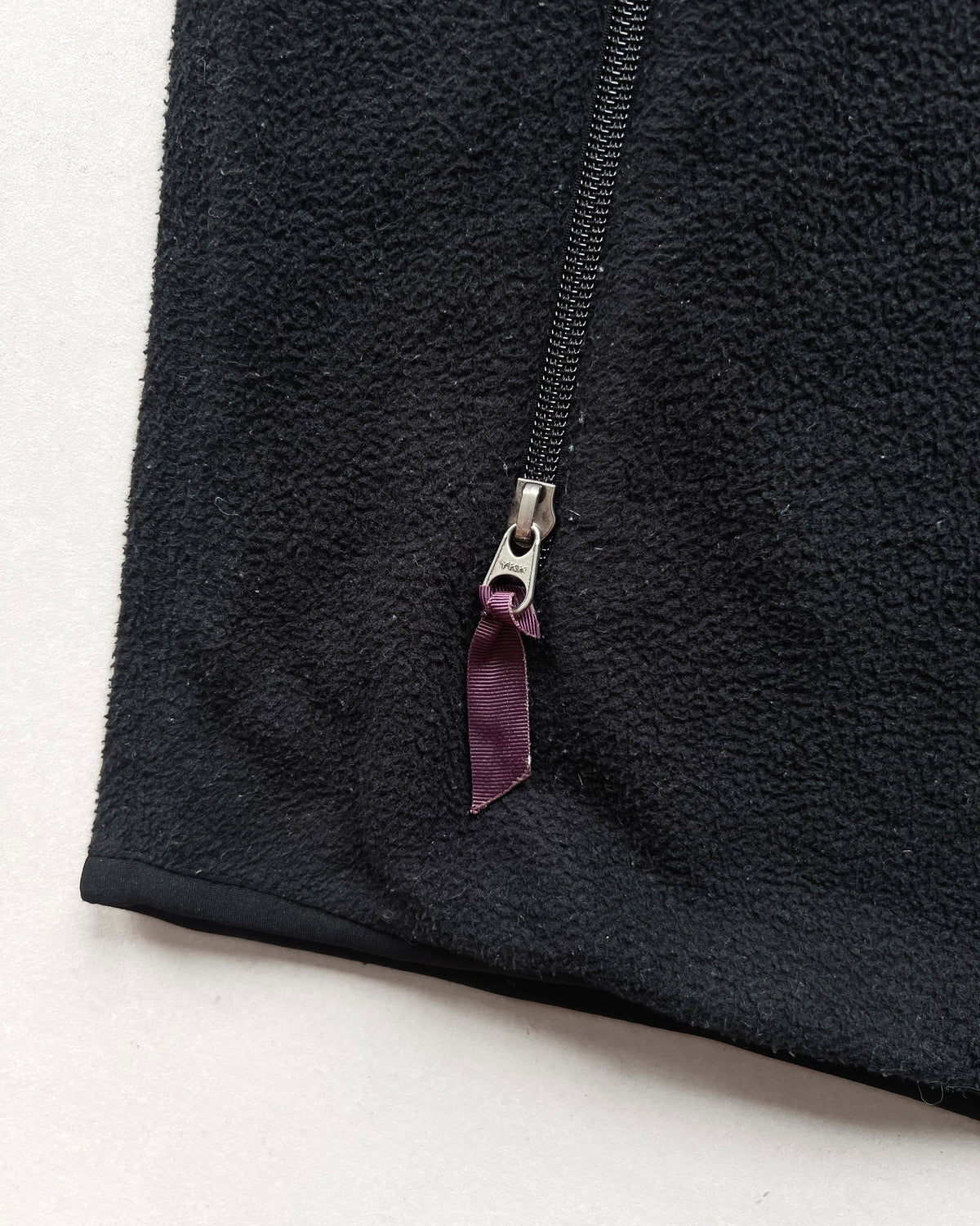 1990S PATAGONIA BLACK SYNCHILLA FLEECE VEST (L)
