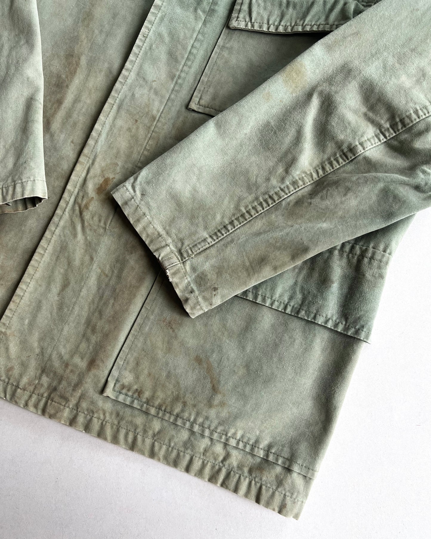 1960S FADED GREEN FRENCH HUNTING JACKET (L)