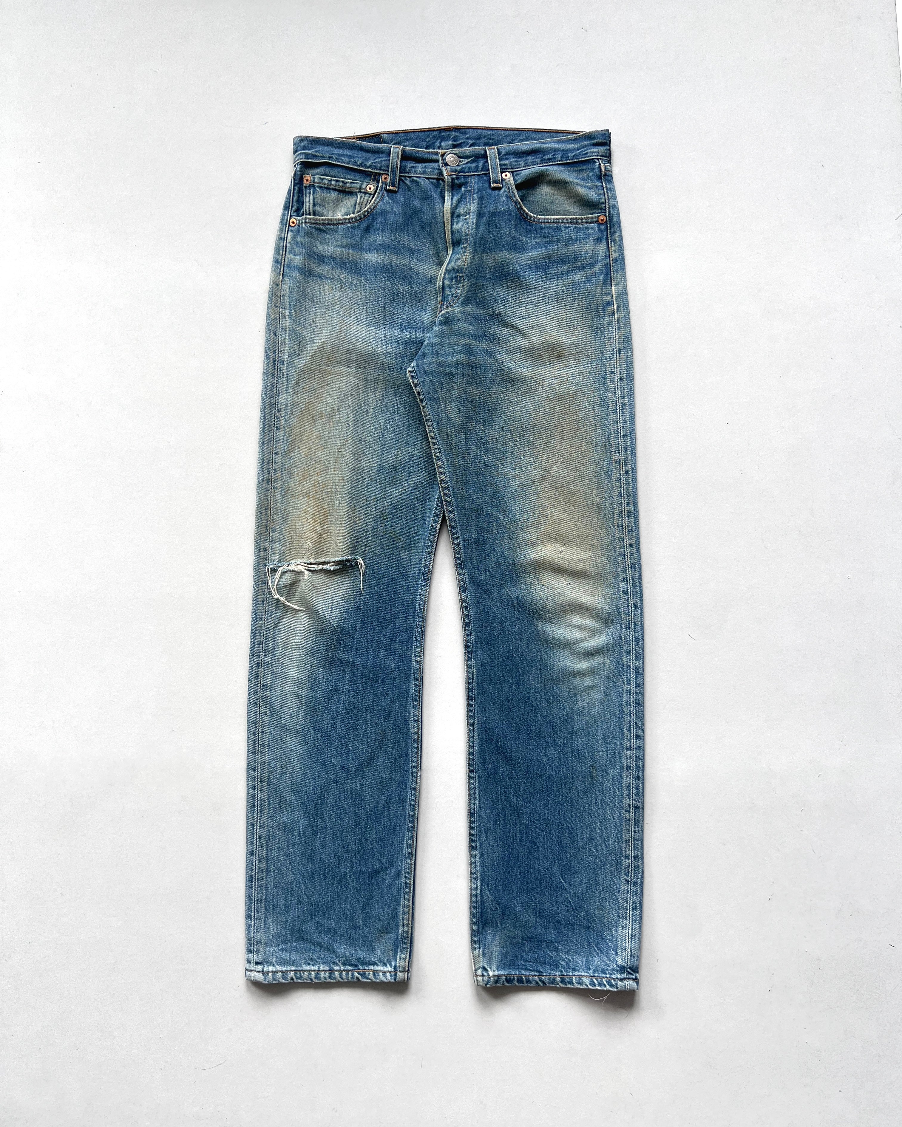 1990S LEVI'S 501 DISTRESSED JEANS (32)