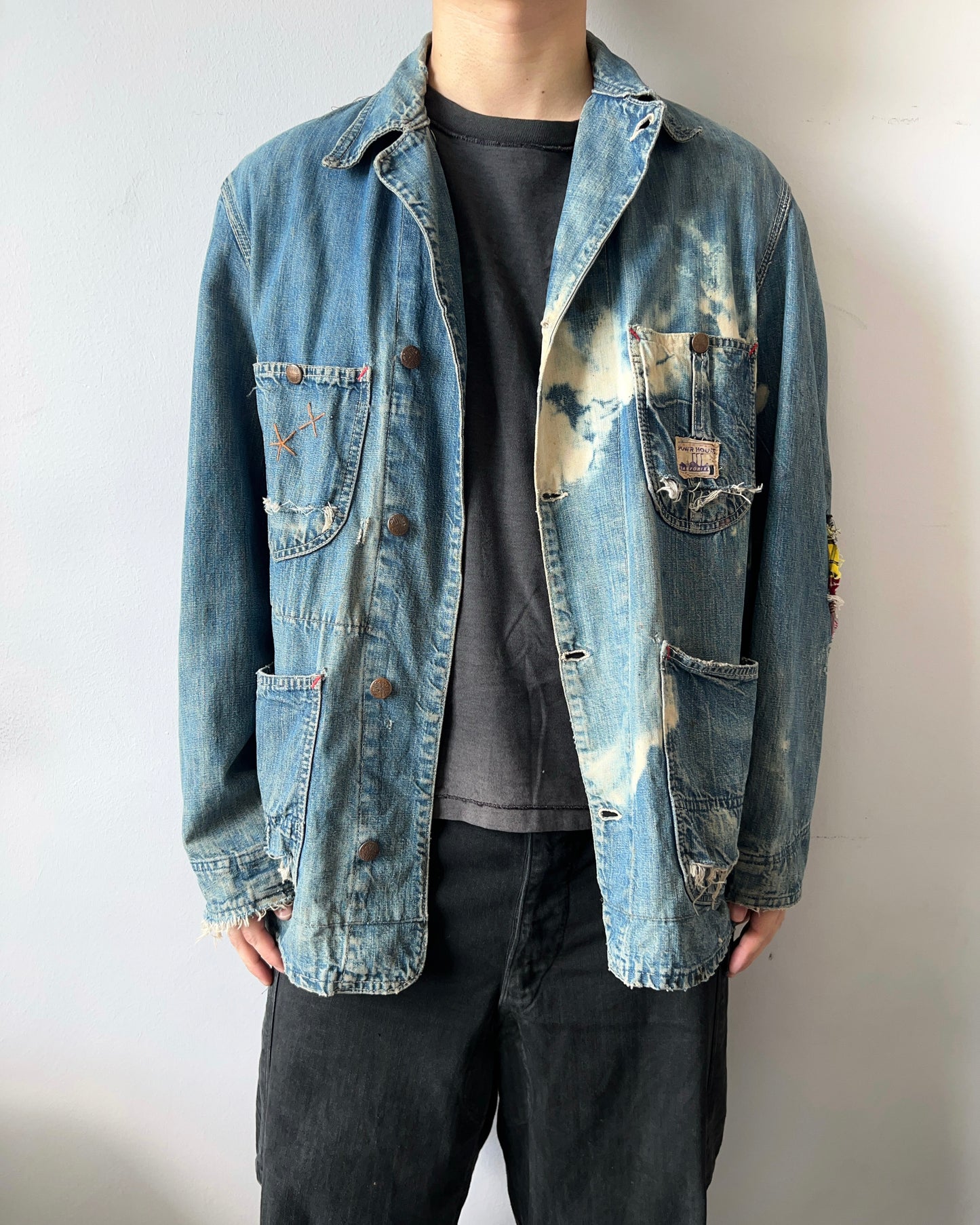 1940S FADED POWERHOUSE WORKER DENIM CHORE JACKET (L)