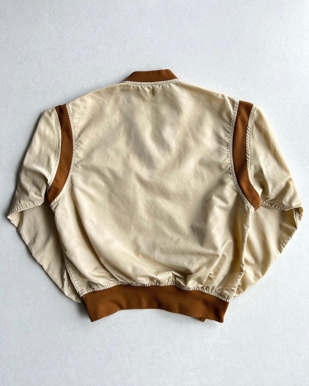 1970S PERMANENT V NECK SPORTSWEAR (L)