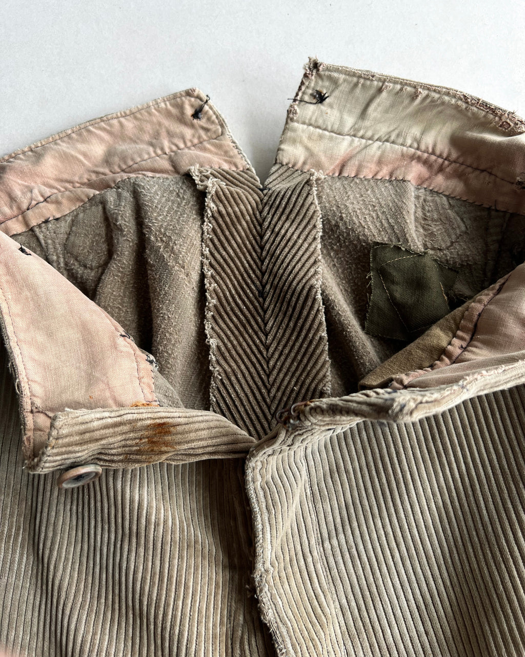 1930S FRENCH CORDUROY REPAIRED WORK TROUSERS (32-34)