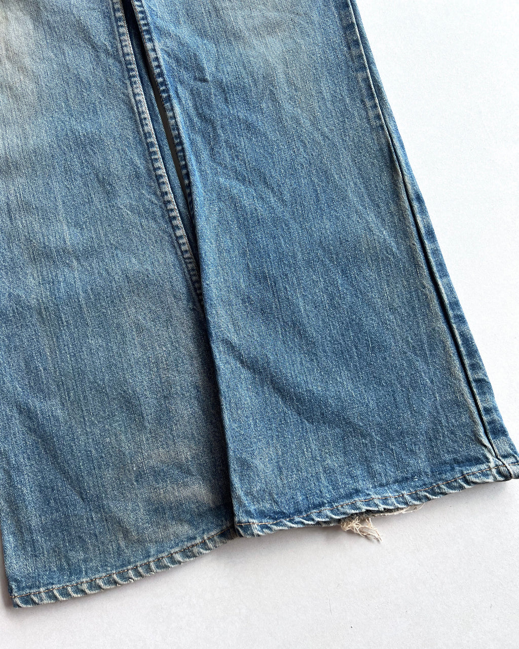 1970S FADED WASHED LEVI'S 646 BOOTCUT JEANS (33X32)