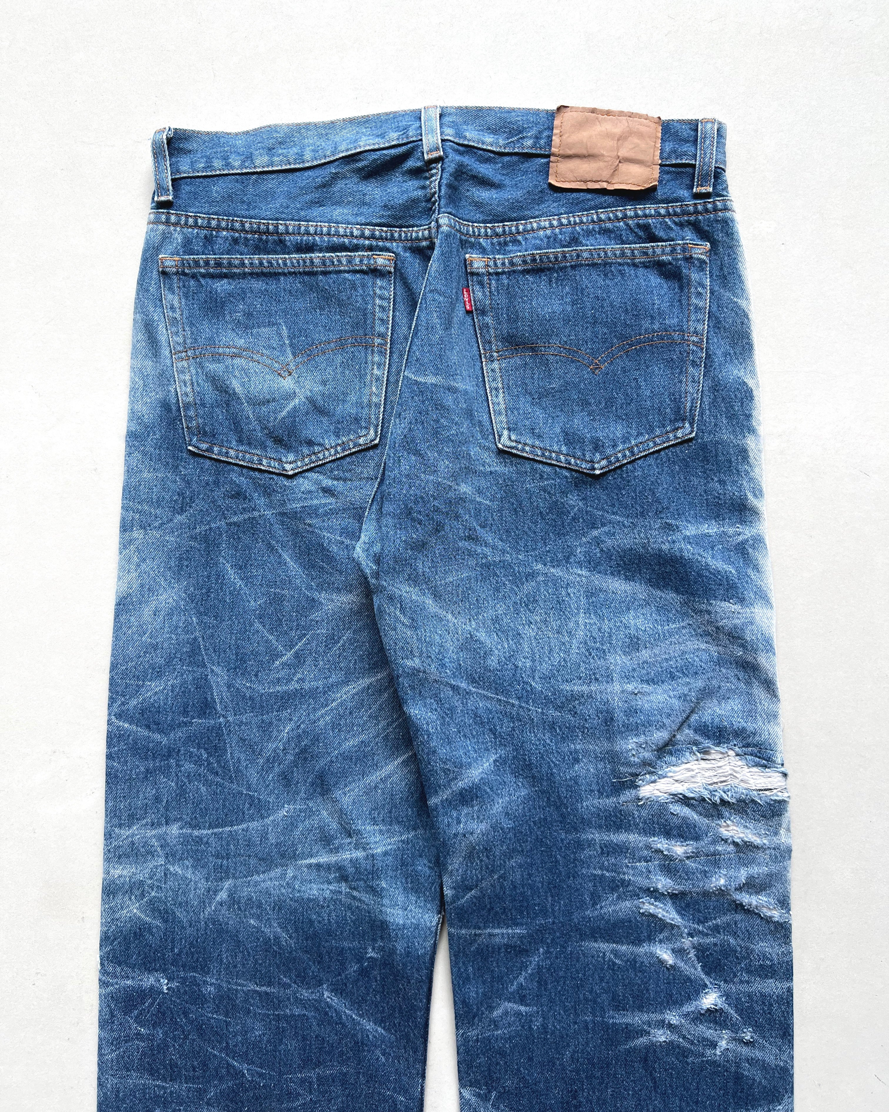 1990S FADED LEVI'S 501 WHISKERS JEANS (34)