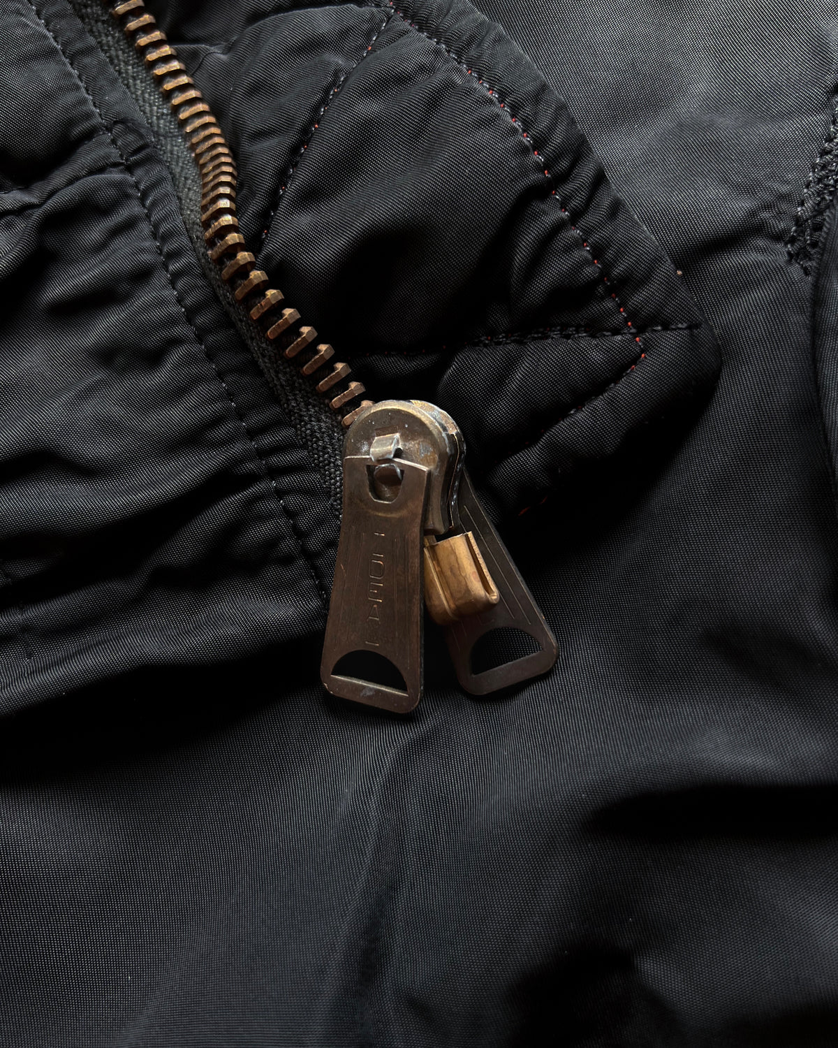 1980S BLACK ALPHA INDUSTRIES MA-1 FLIGHT JACKET (L)