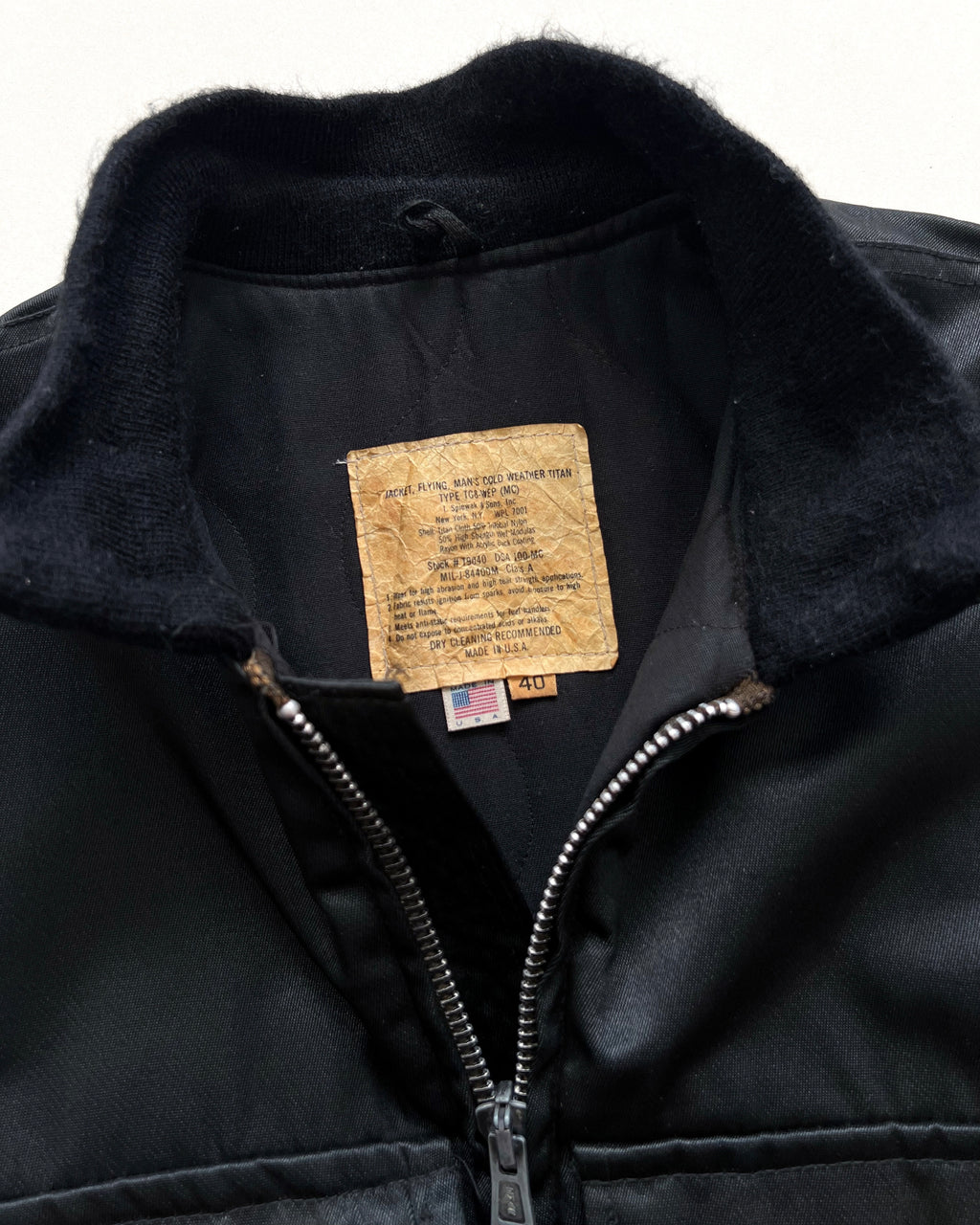 1980S BLACK USAF TG8-WEP TITAN FLIGHT JACKET (L)