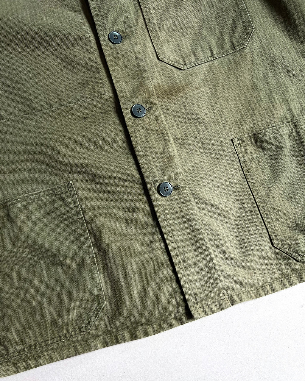 1960S FADED OLIVE GERMAN HBT WORK JACKET (L)