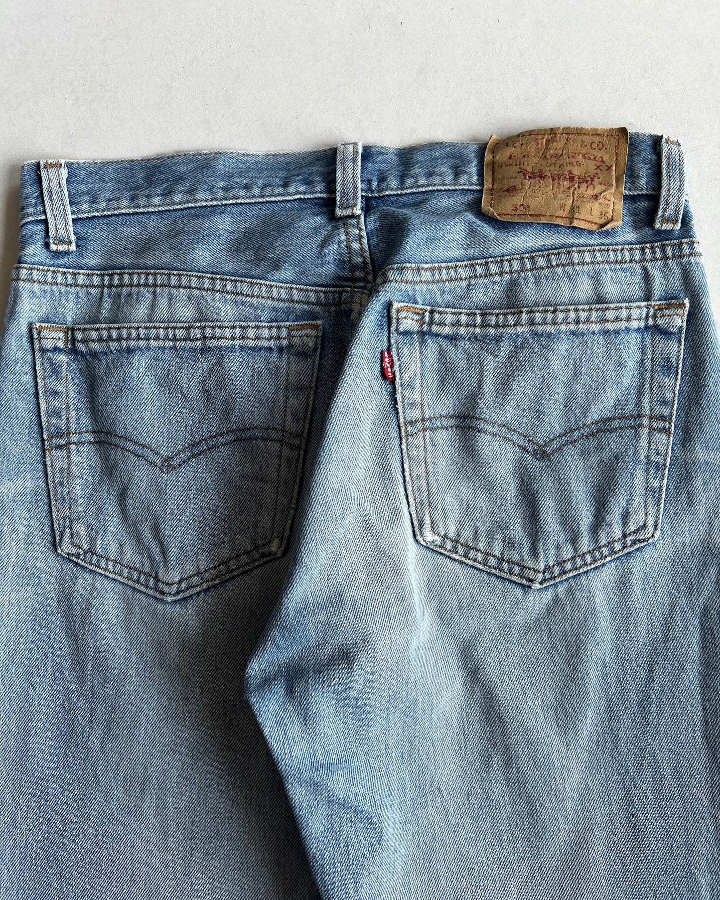 1990S FADED LEVI'S 501 JEANS (30)