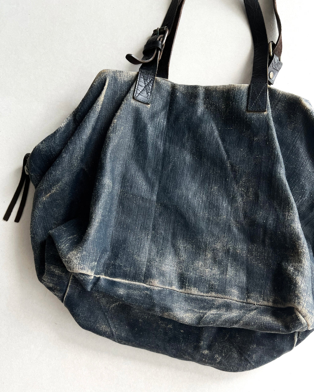 SAISEI VINTAGE REMAKE LEATHER/LINEN BAG (OS)