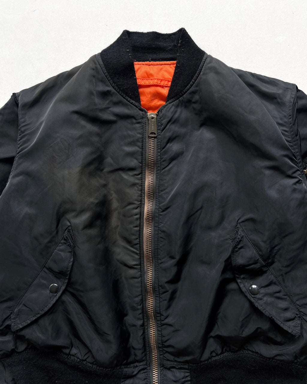 1980S BLACK ALPHA INDUSTRIES MA-1 FLIGHT JACKET (L)