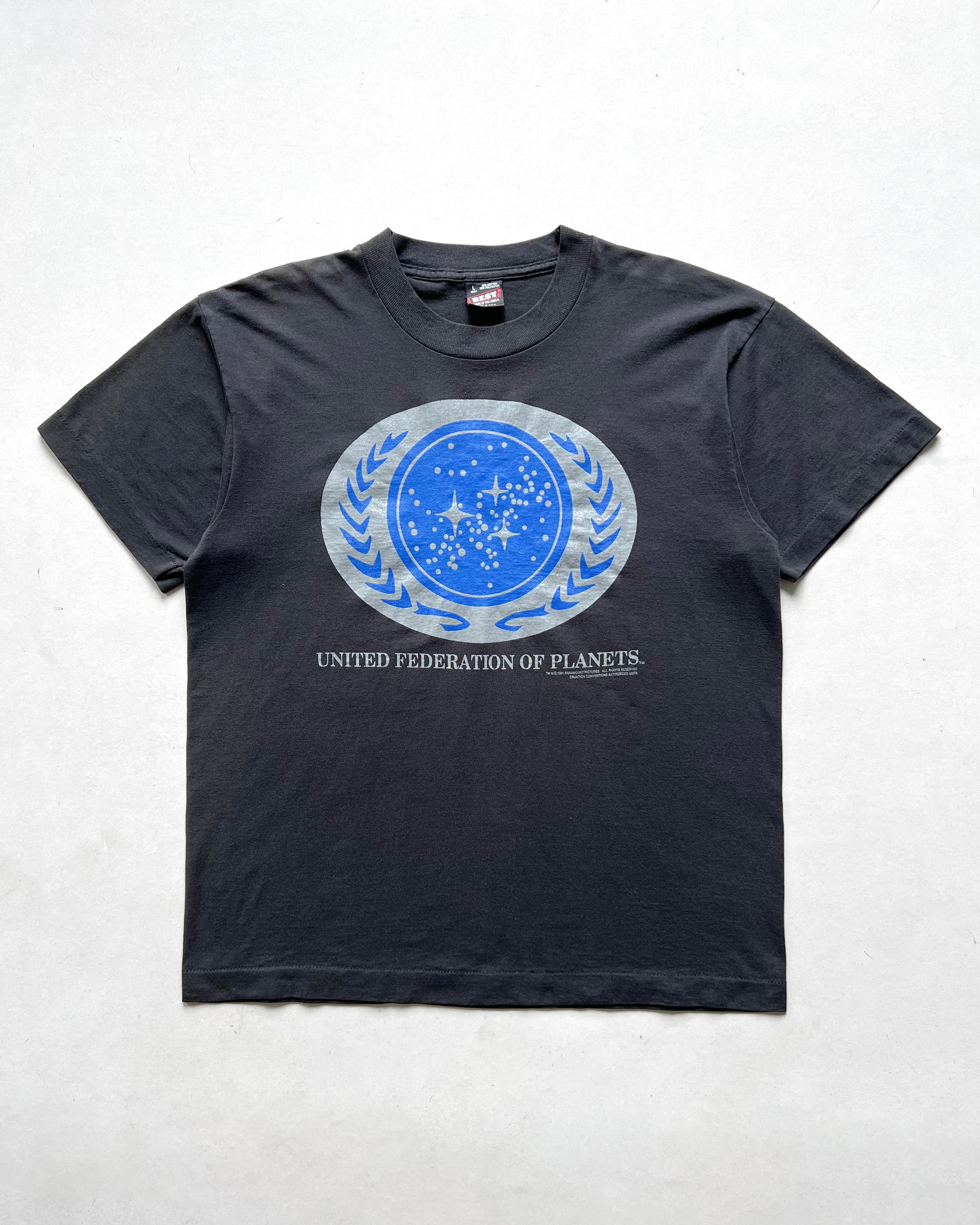 1990S STAR TREK ' UNITED FEDERATION OF PLANETS' TEE (L)
