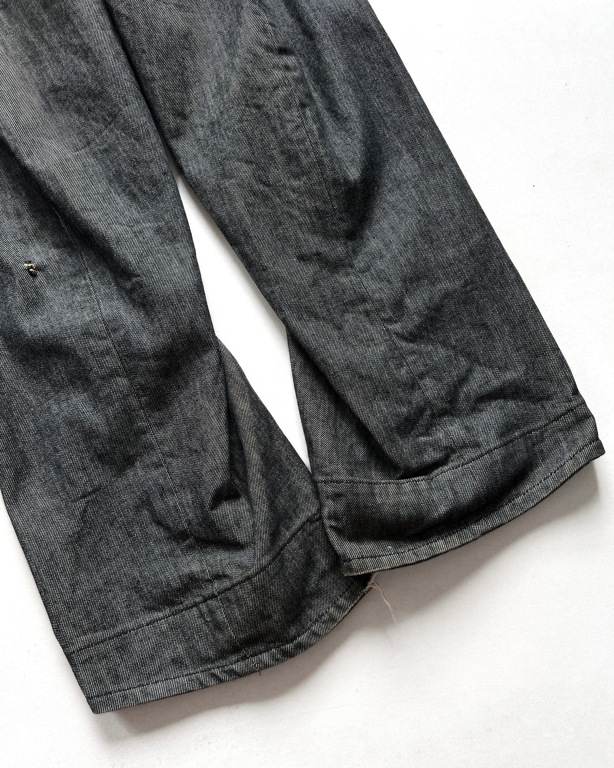 2000S LEVI'S ENGINEERED BUCKLE BACK JEANS (30-33)