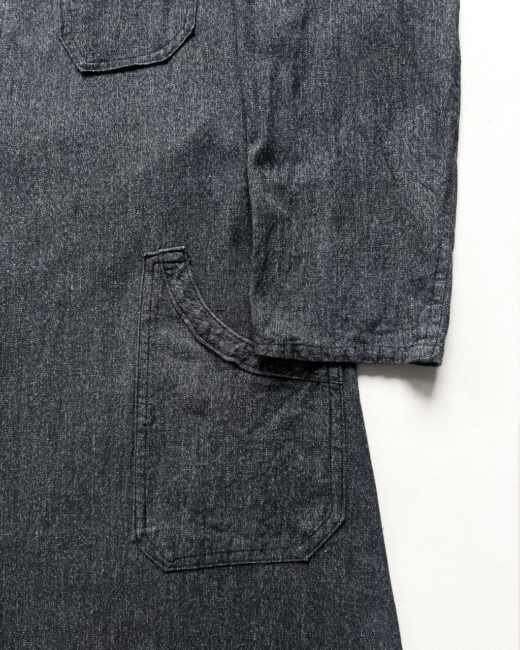 1940S FRENCH SALT & PEPPER CHAMBRAY ATELIER COAT (L)