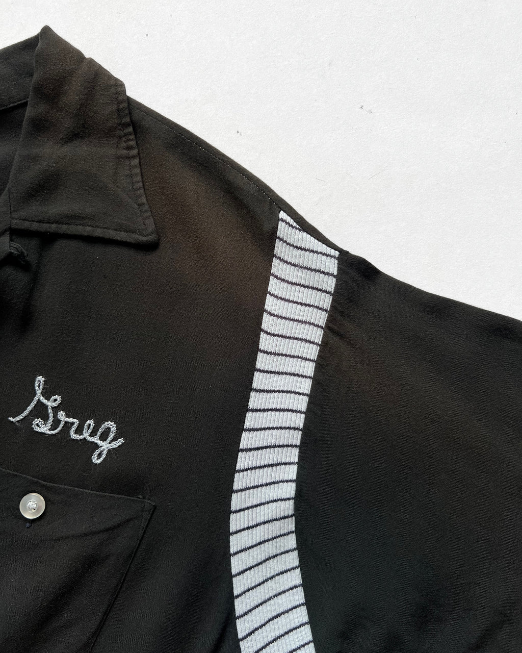 1950S OLYMPIAN 'THE PADDOCK' RAYON BOWLING SHIRT (L)