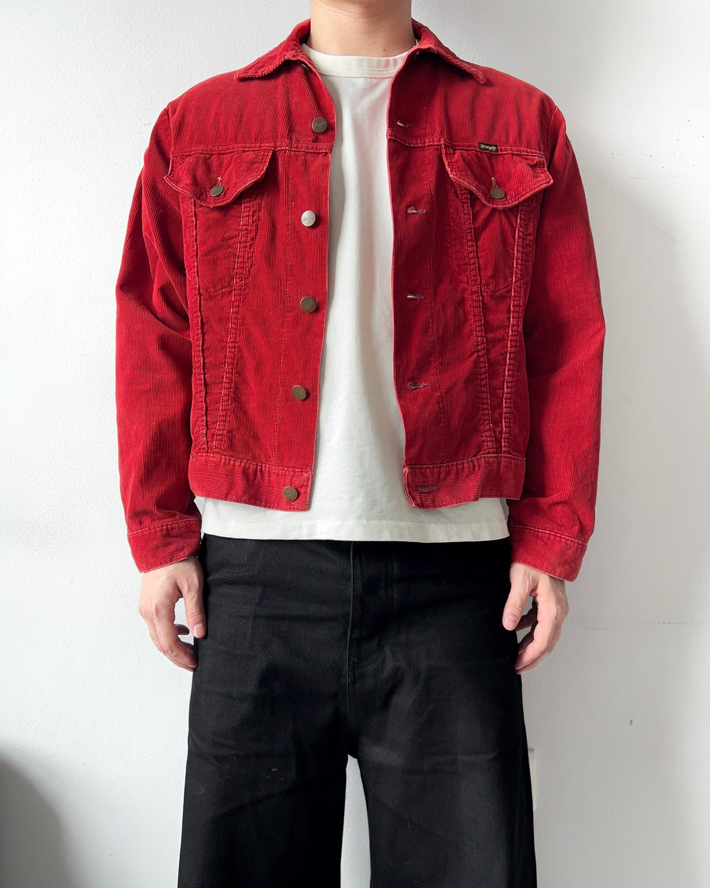 1970S RED WRANGLER CORDUROY TRUCKER JACKET (40)
