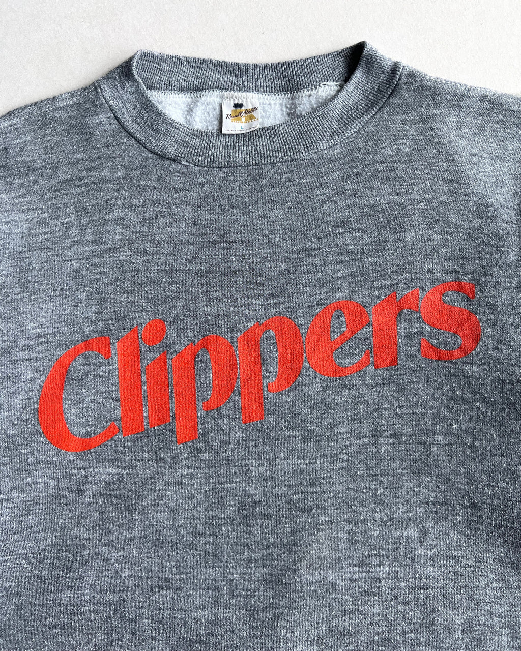 1970S RUSSELL ‘CLIPPERS’ CUT-OFF SWEATSHIRT (L)
