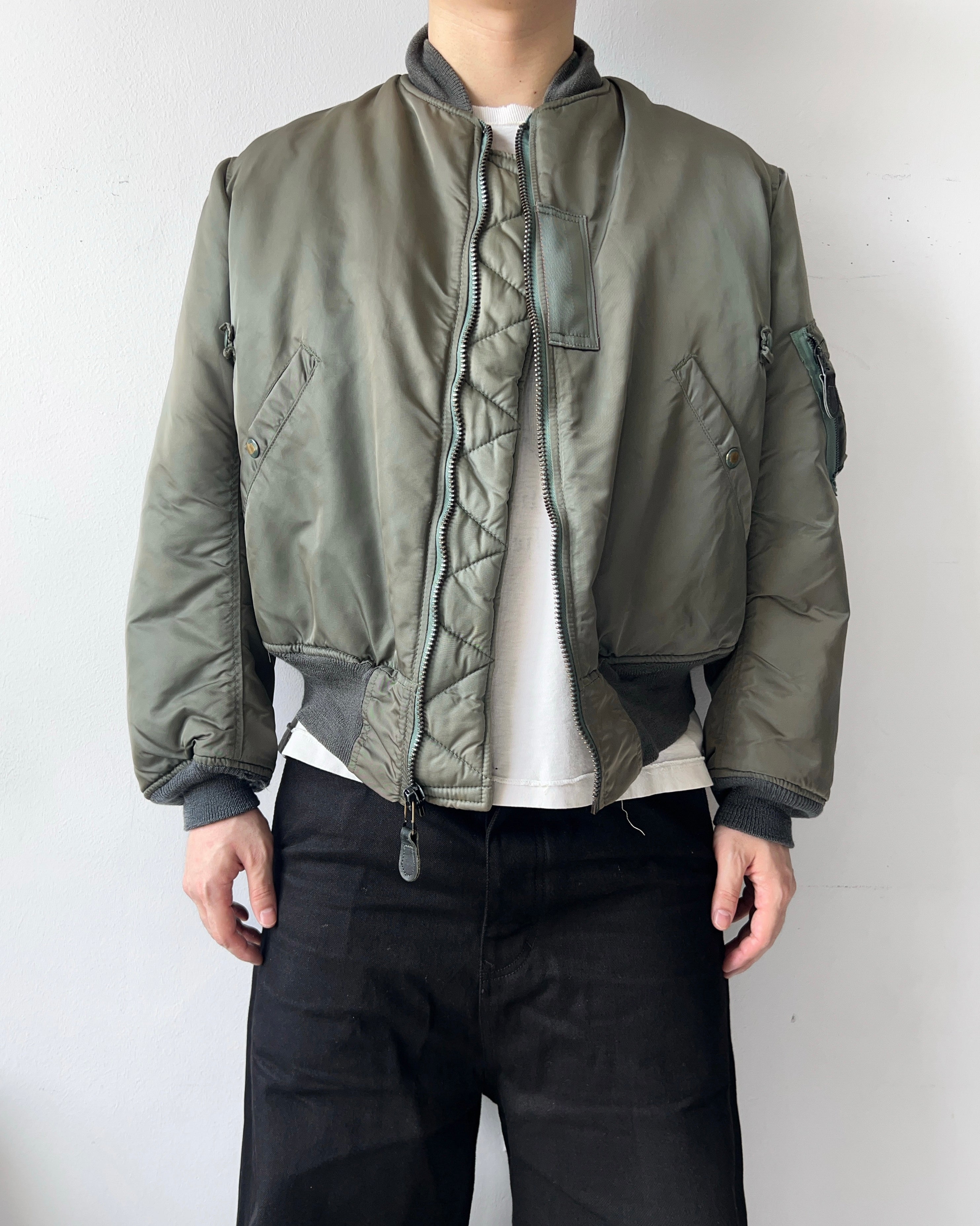 1980S CAMCO MFG USAF MA-1 BOMBER JACKET (M)