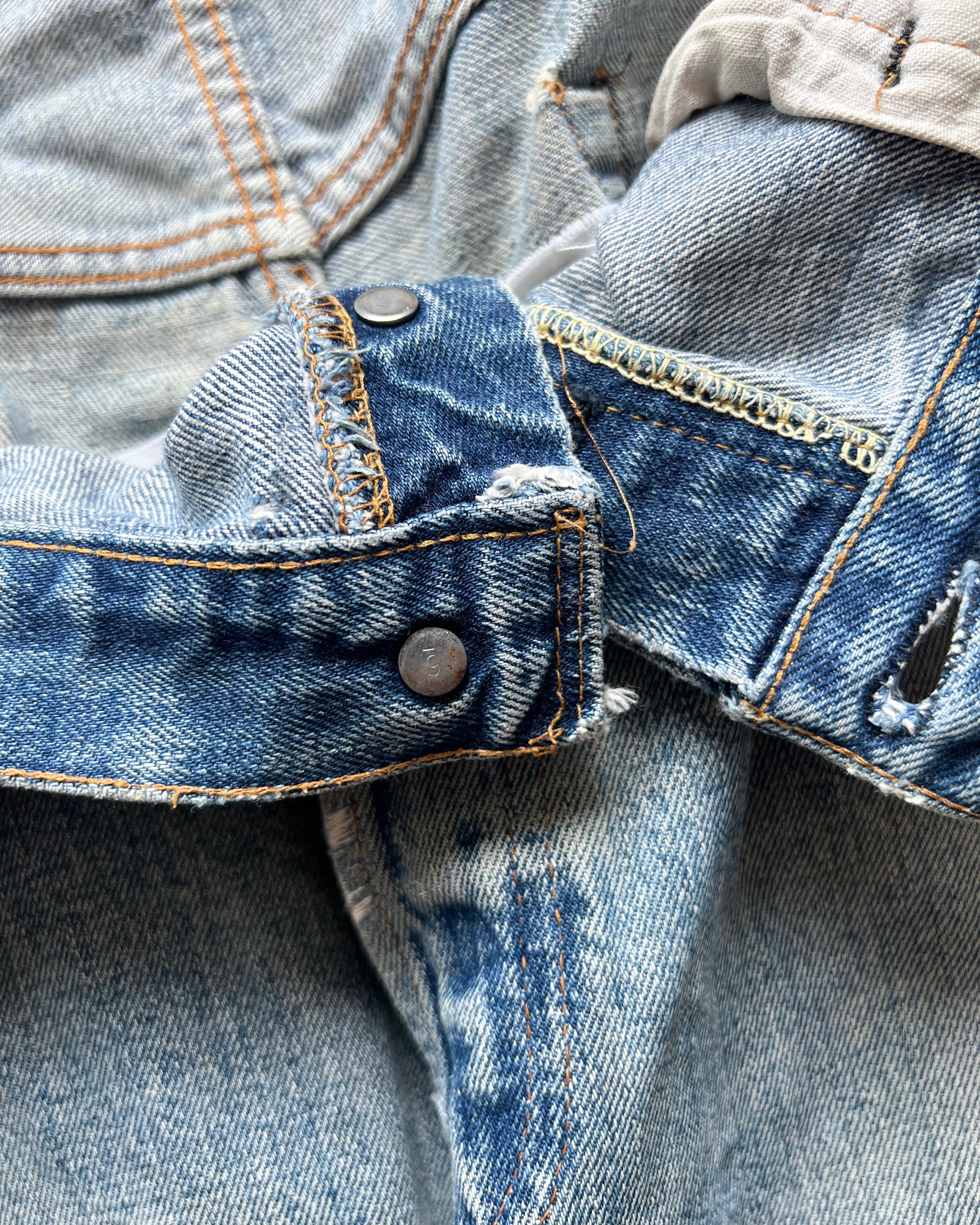 1970S LEVI'S 501 REDLINE SELVEDGE REPAIRED JEANS (38)