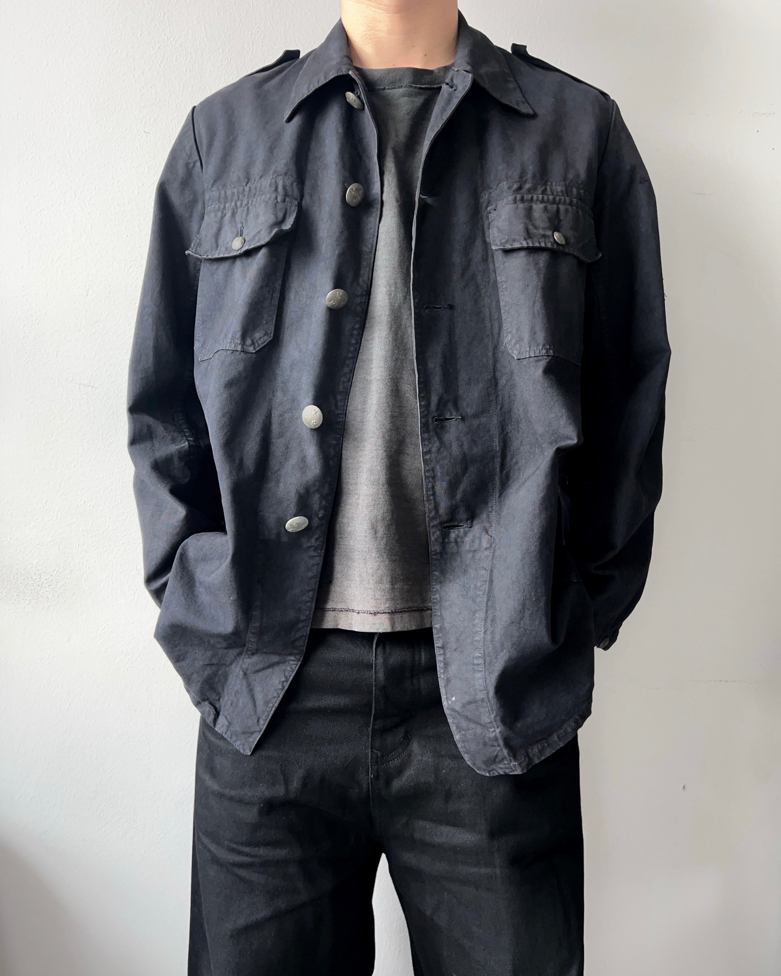 1930S OVERDYED SWEDISH ARMY CHORE JACKET (M)