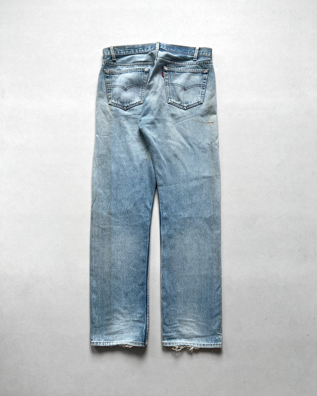 1990S LEVI'S 501 DISTRESSED JEANS (33)
