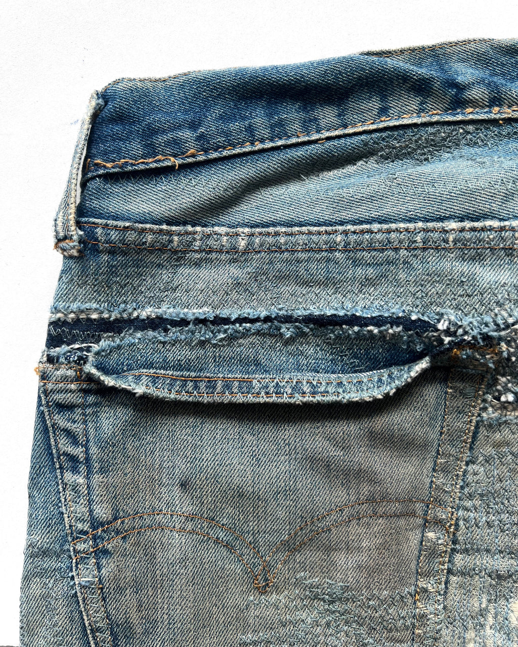 1970S LEVI'S 501 BIG E REPAIRED SELVEDGE JEANS (35)
