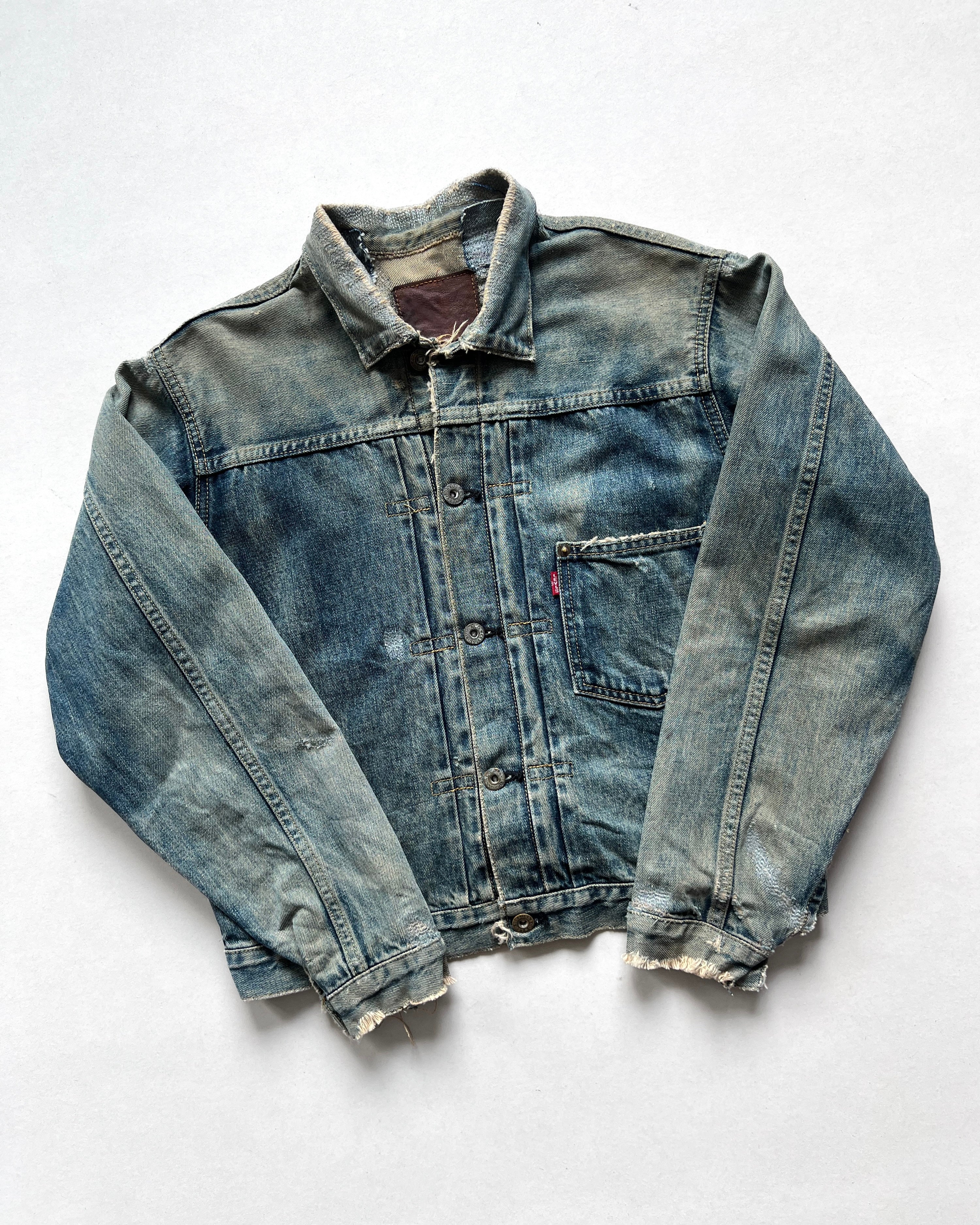 1990S FADED WASHED LEVI'S TYPE I SELVEDGE DENIM JACKET (M)