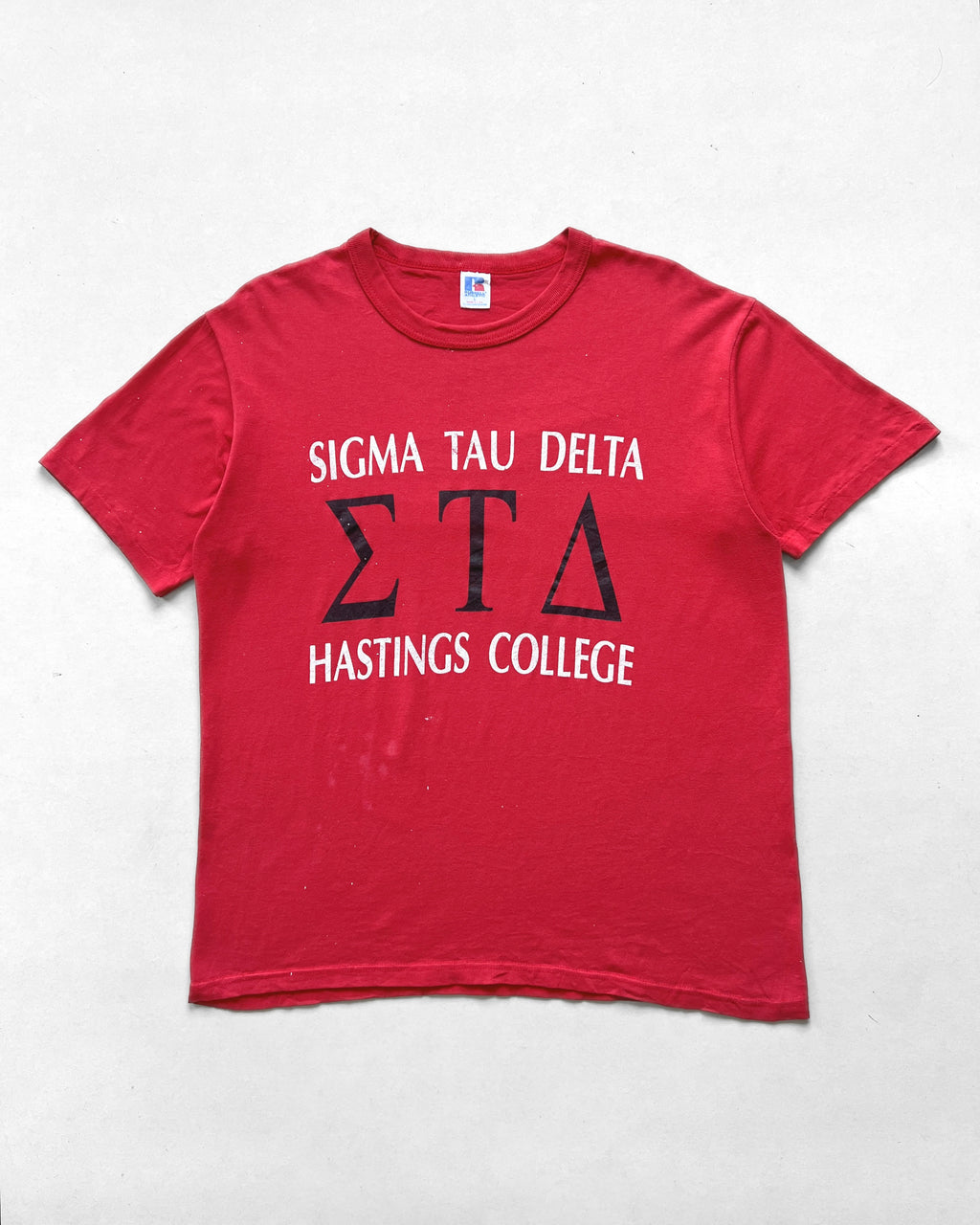 1980S 'SIGMA TAU DELTA HASTINGS COLLEGE' TEE (L)
