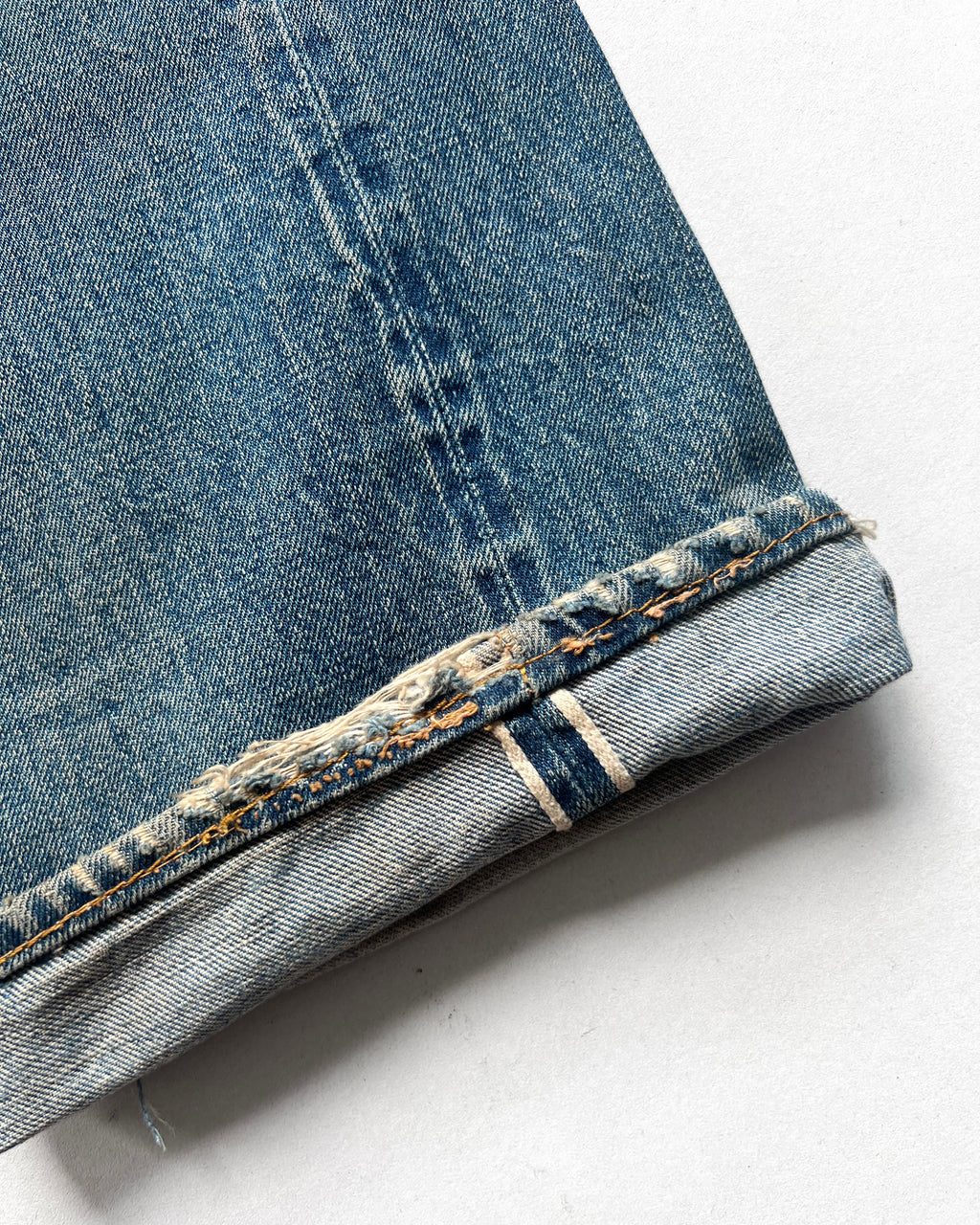 1970S FADED LEVI'S BIG E 501 REPAIRED SELVEDGE JEANS (36)