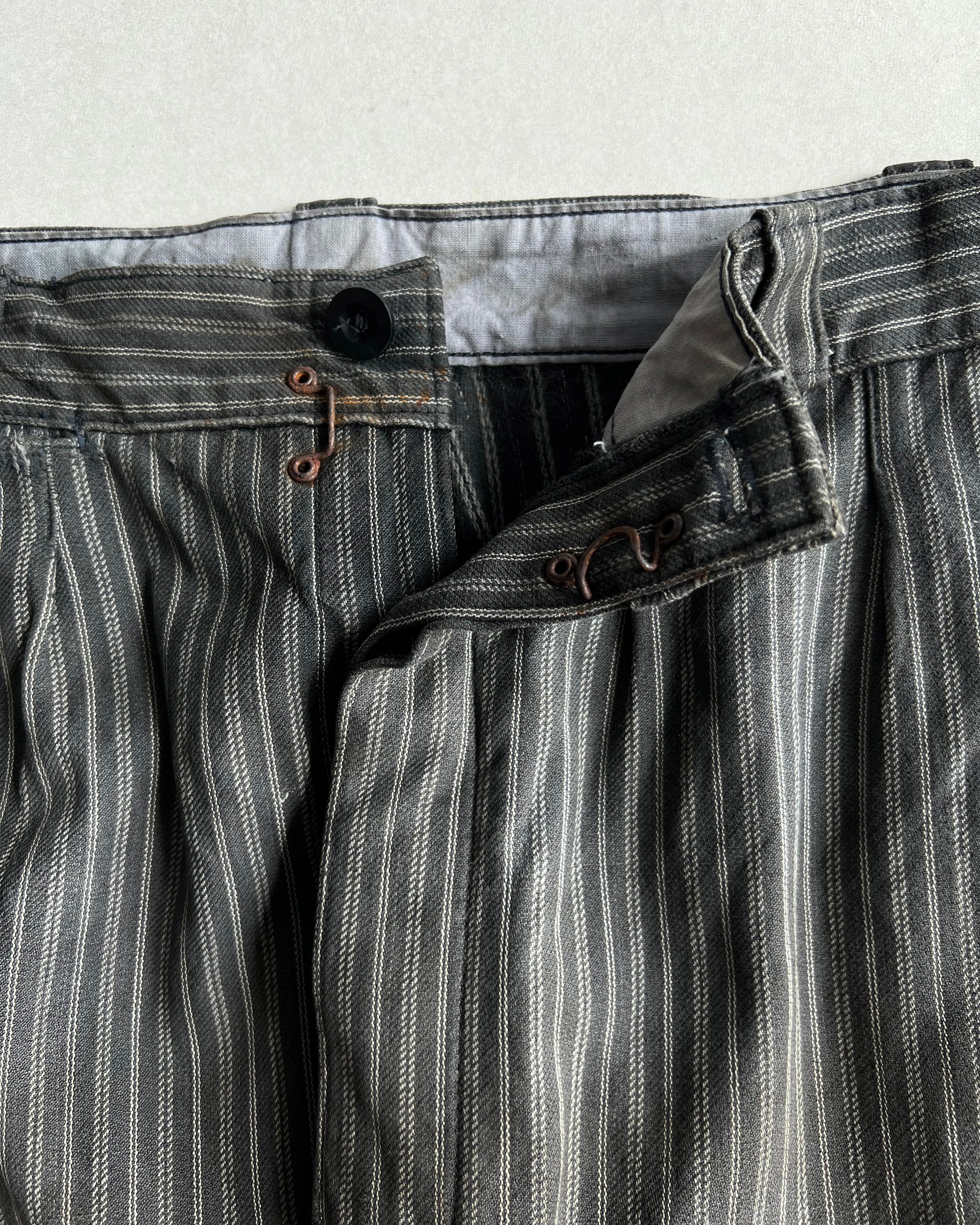 1940S FRENCH SALT & PEPPER WORK PANTS (30-32)
