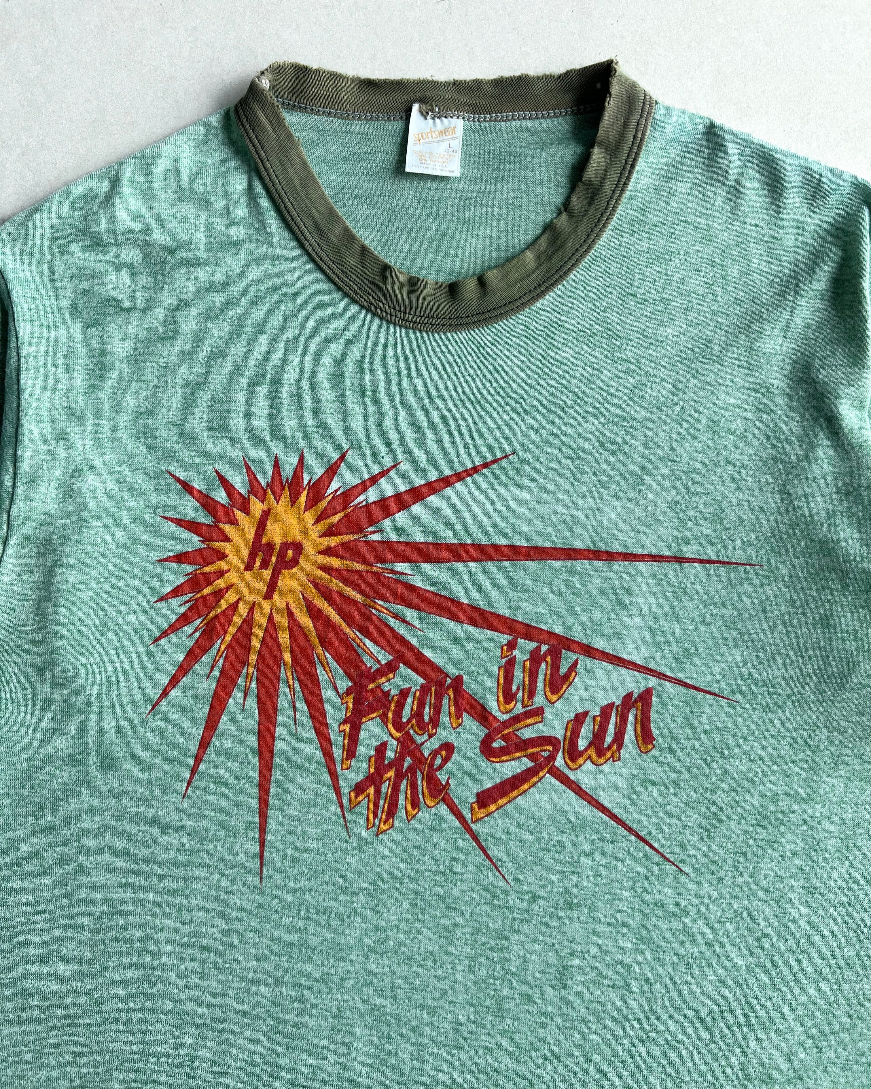 1980S 'FUN IN THE SUN' SINGLE STITCH RINGER TEE (L)