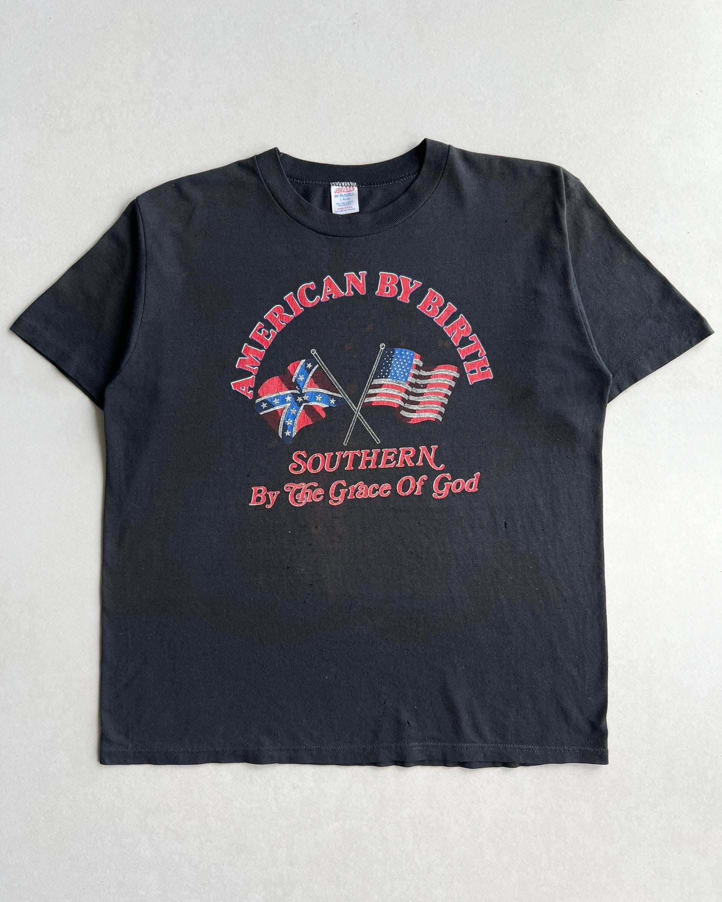 1980S 'AMERICAN BY BIRTH, SOUTHERN BY THE GRACE OF GOD' TEE (L)