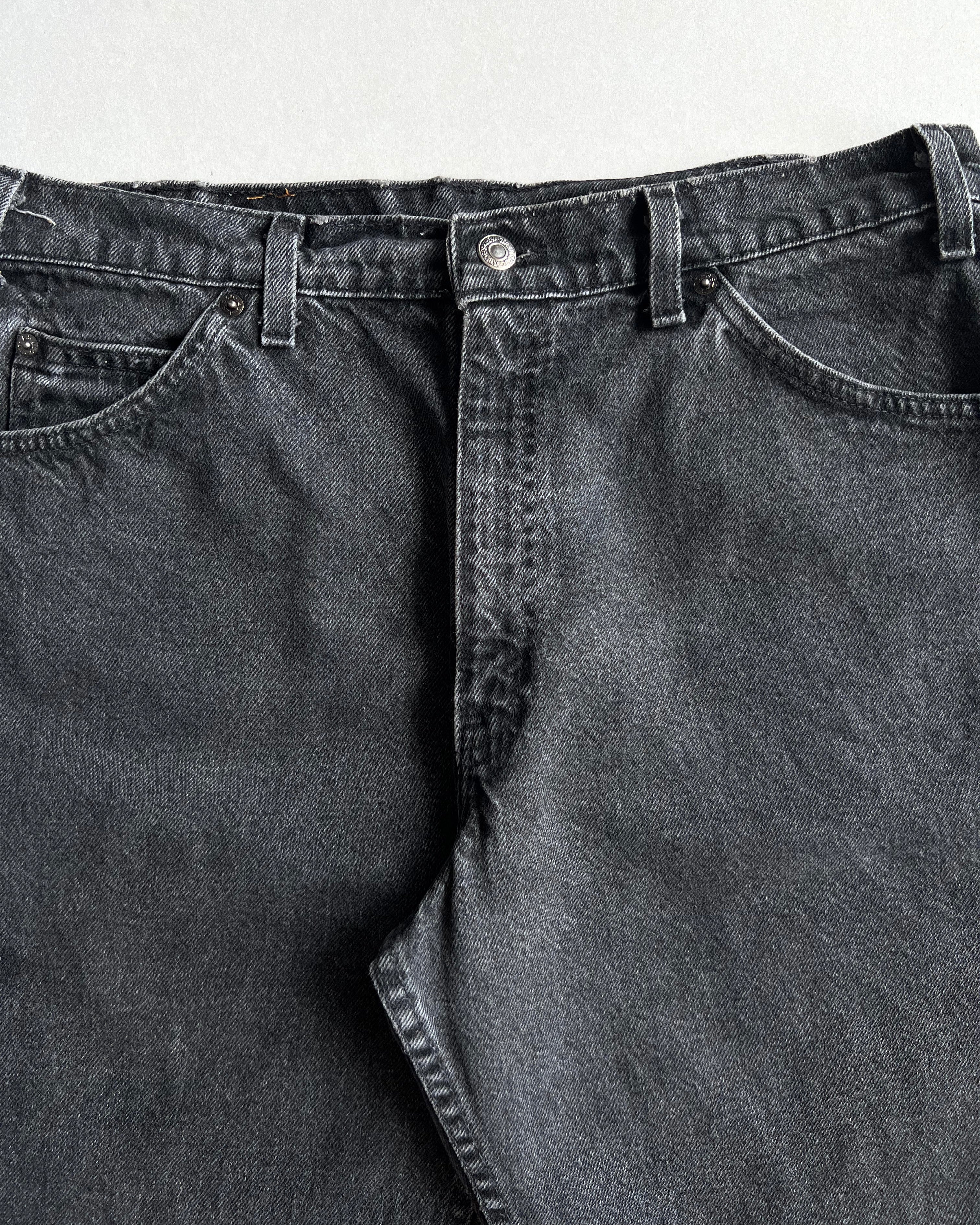 1990S FADED BLACK LEVI'S 550 SHORT S (34X00)