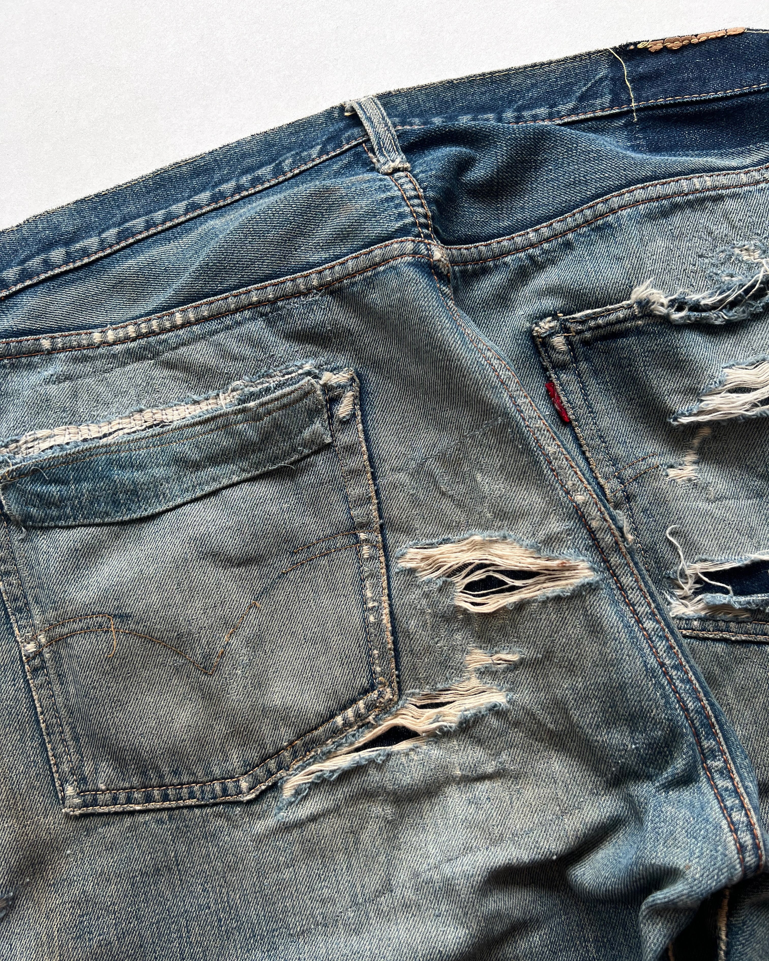 1960S LEVI'S 501 BIG E SELVEDGE REPAIRED JEANS (35)