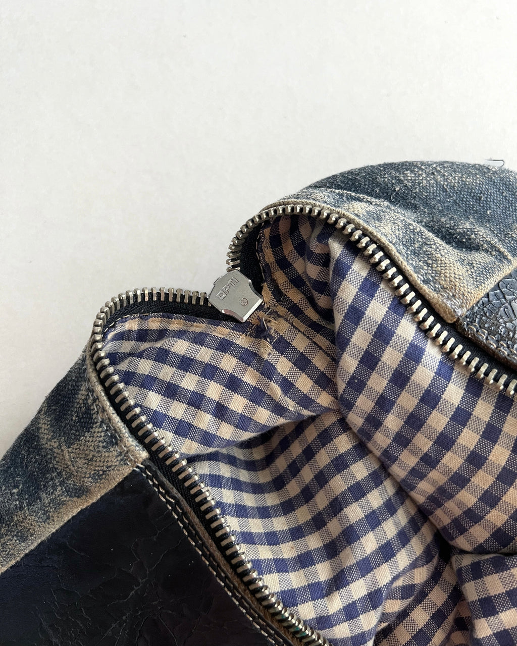 SAISEI VINTAGE REMAKE LEATHER/LINEN BAG (OS)