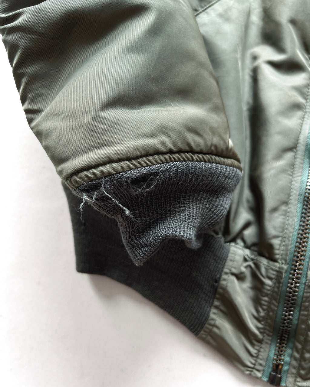 1980S CAMCO MFG USAF MA-1 BOMBER JACKET (M)
