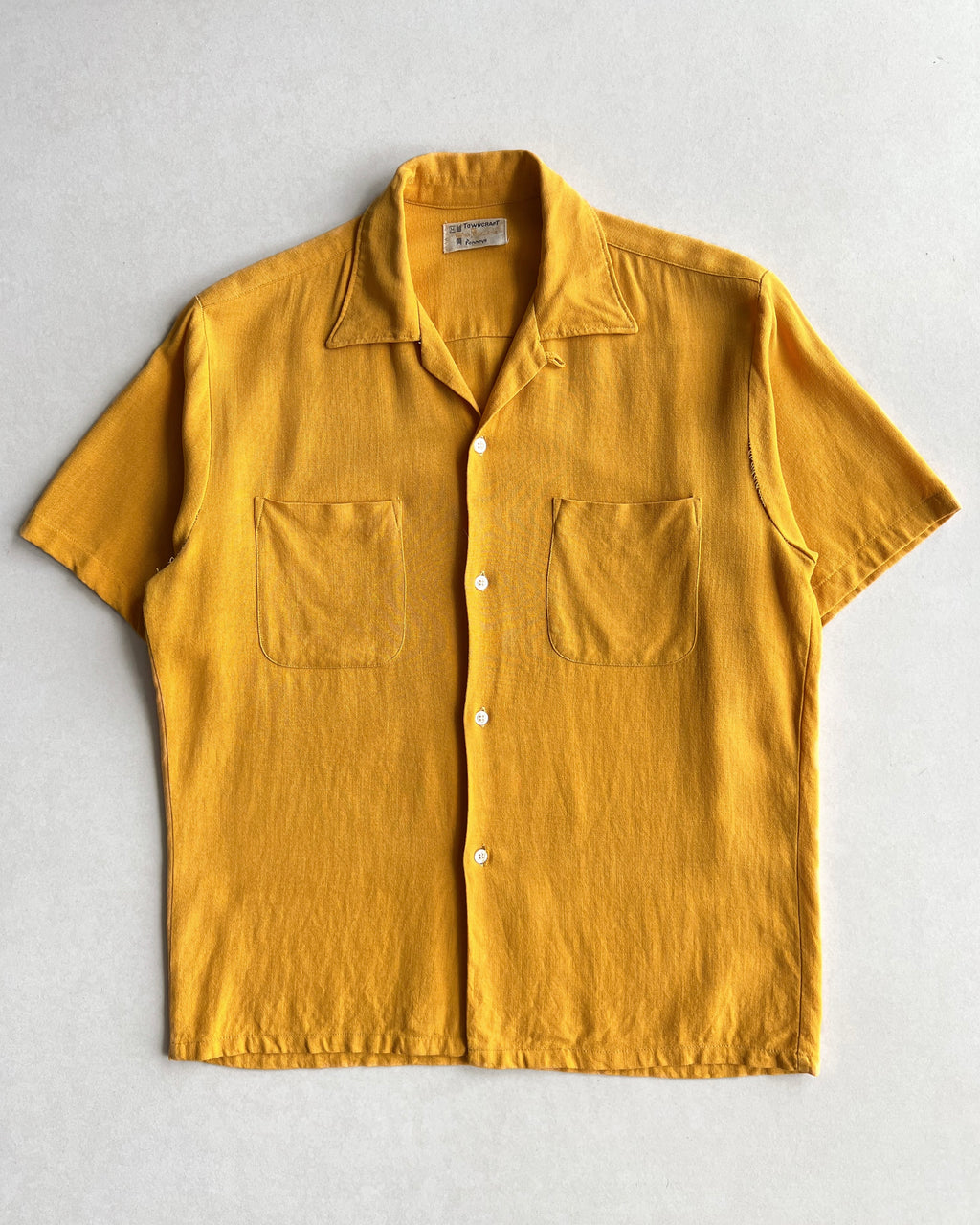 1950S TOWNCRAFT PENNEY LOOP COLLAR RAYON SHIRT (M)