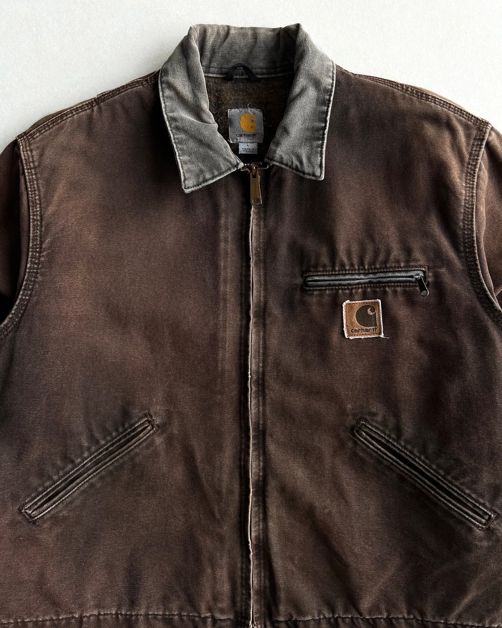 FADED CHOCOLATE CARHARTT DETROIT WORK JACKET (L)