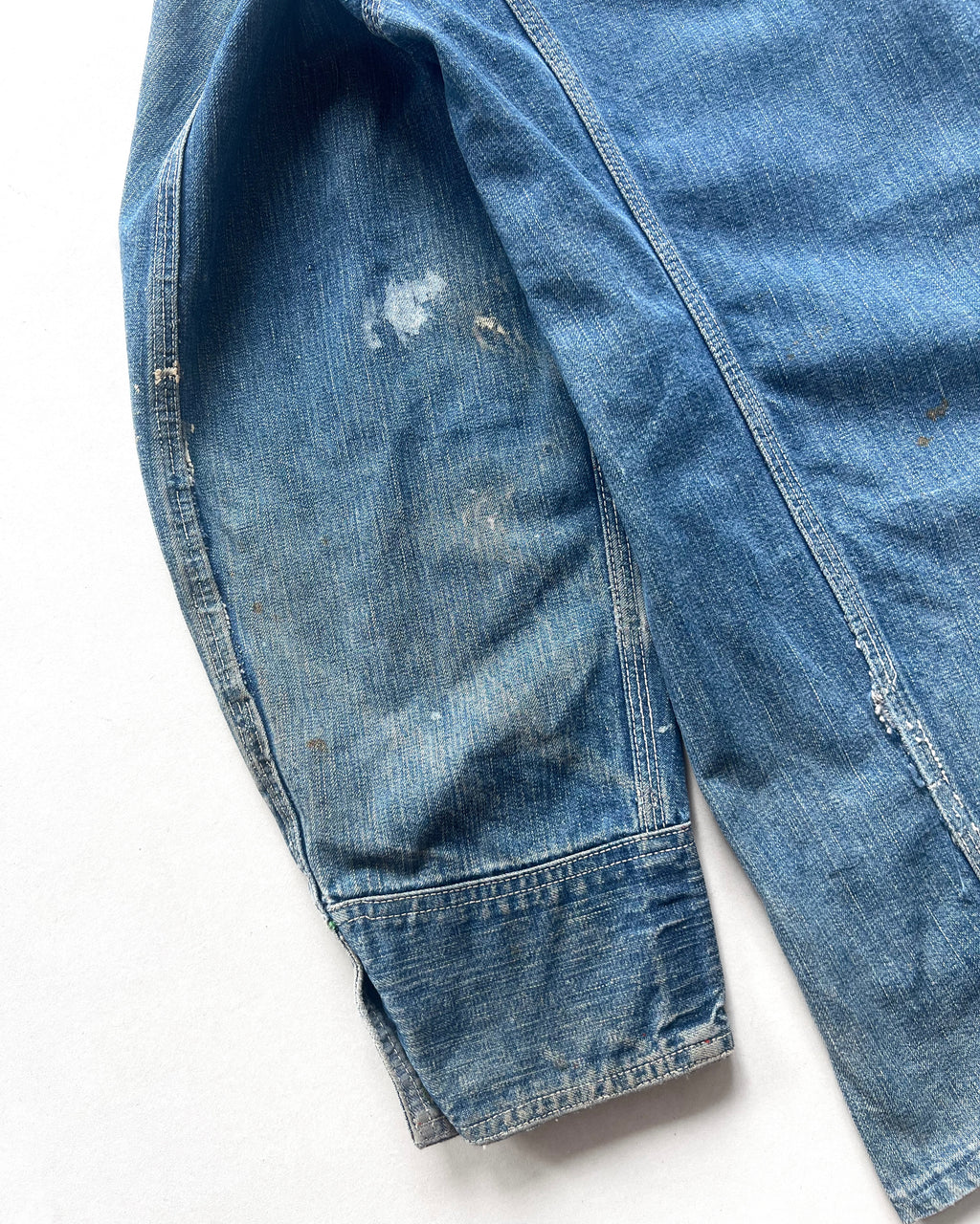 1940S OSHKOSH B'GOSH STENCILLED DENIM CHORE JACKET (L)