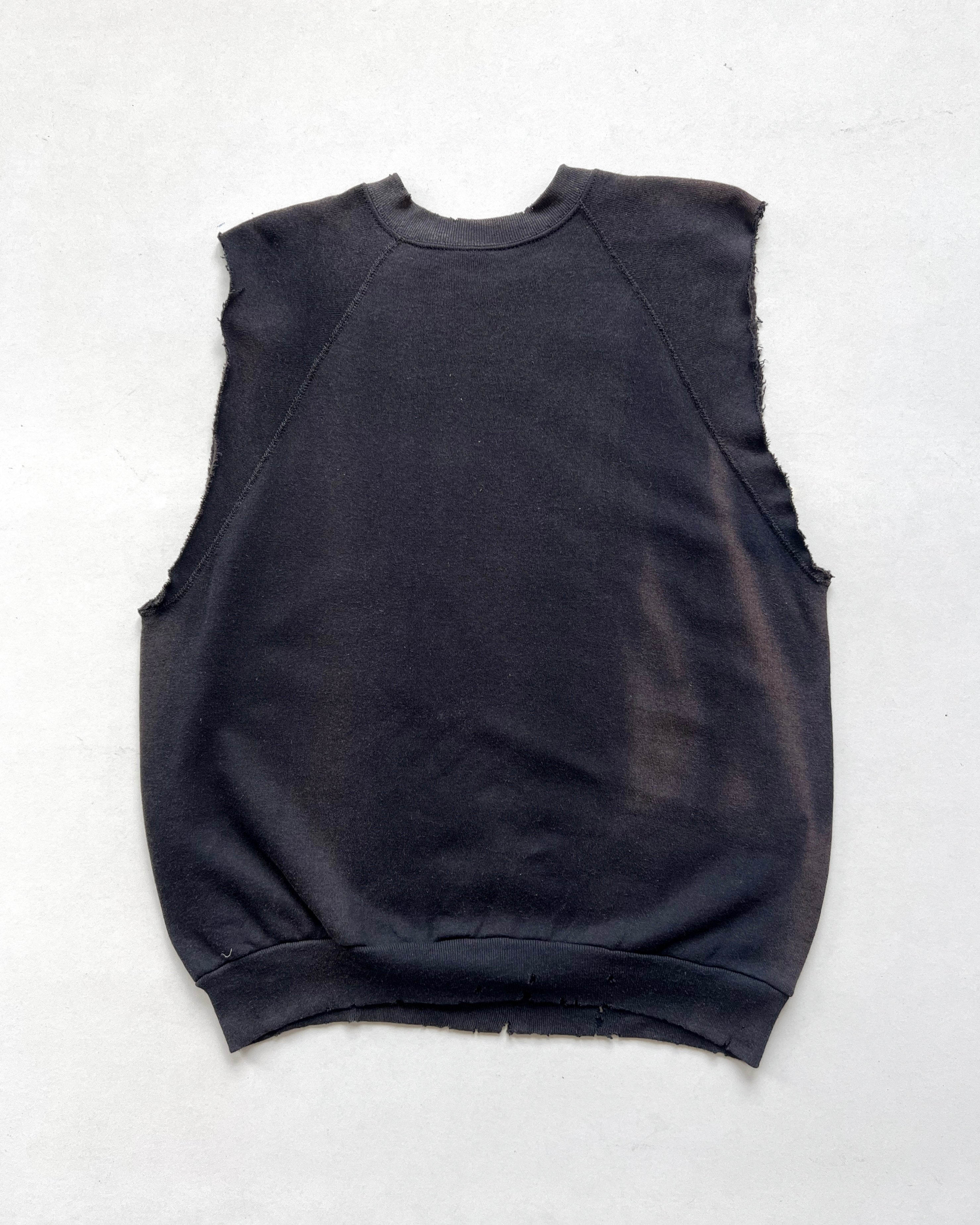 1990S SUN FADED SLEEVELESS SWEATSHIRT (XL)