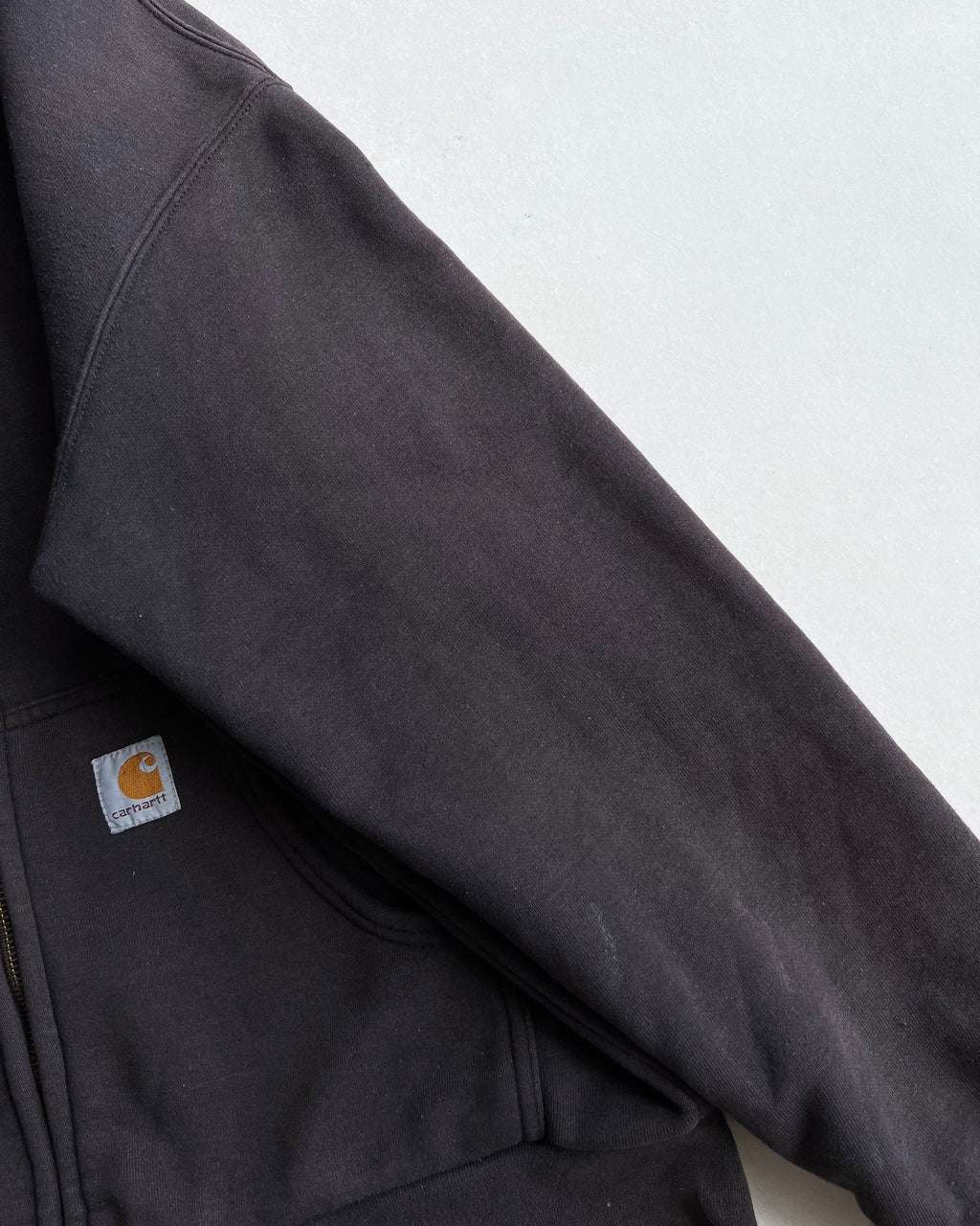 1990S FADED BLACK CARHARTT LOGO ZIP-UP HOODIE (M/L)